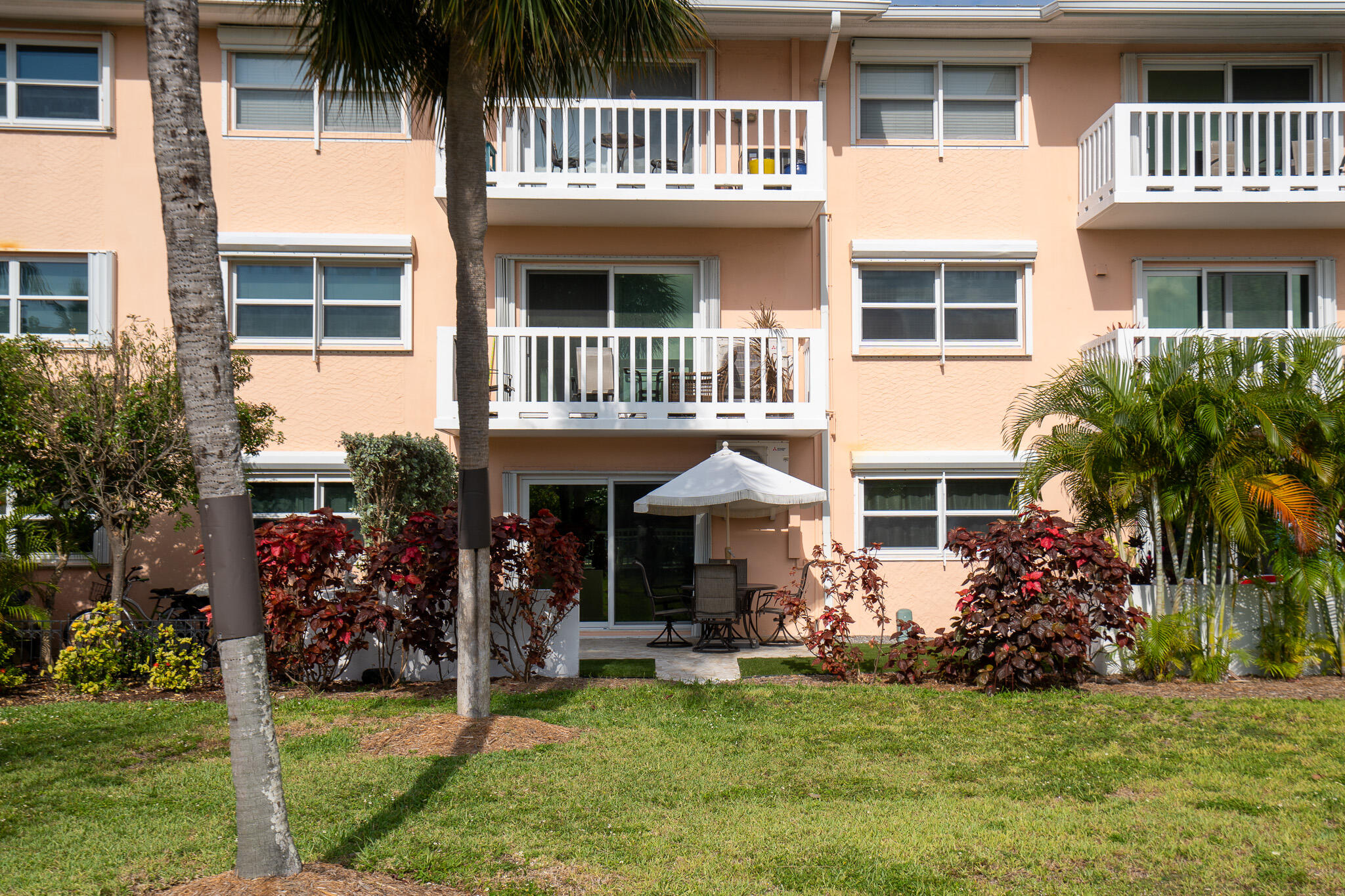 2601 S Roosevelt Boulevard APT 103C