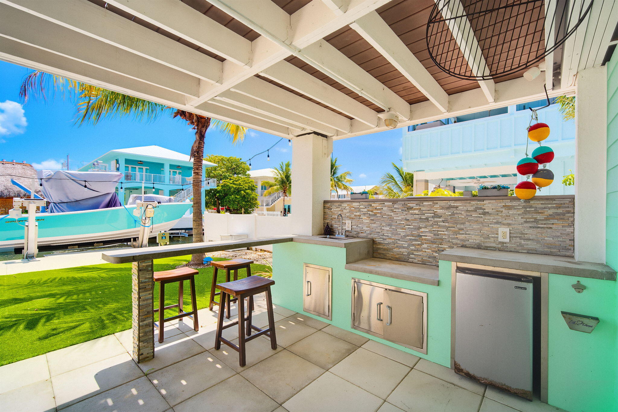 401 Coral Avenue