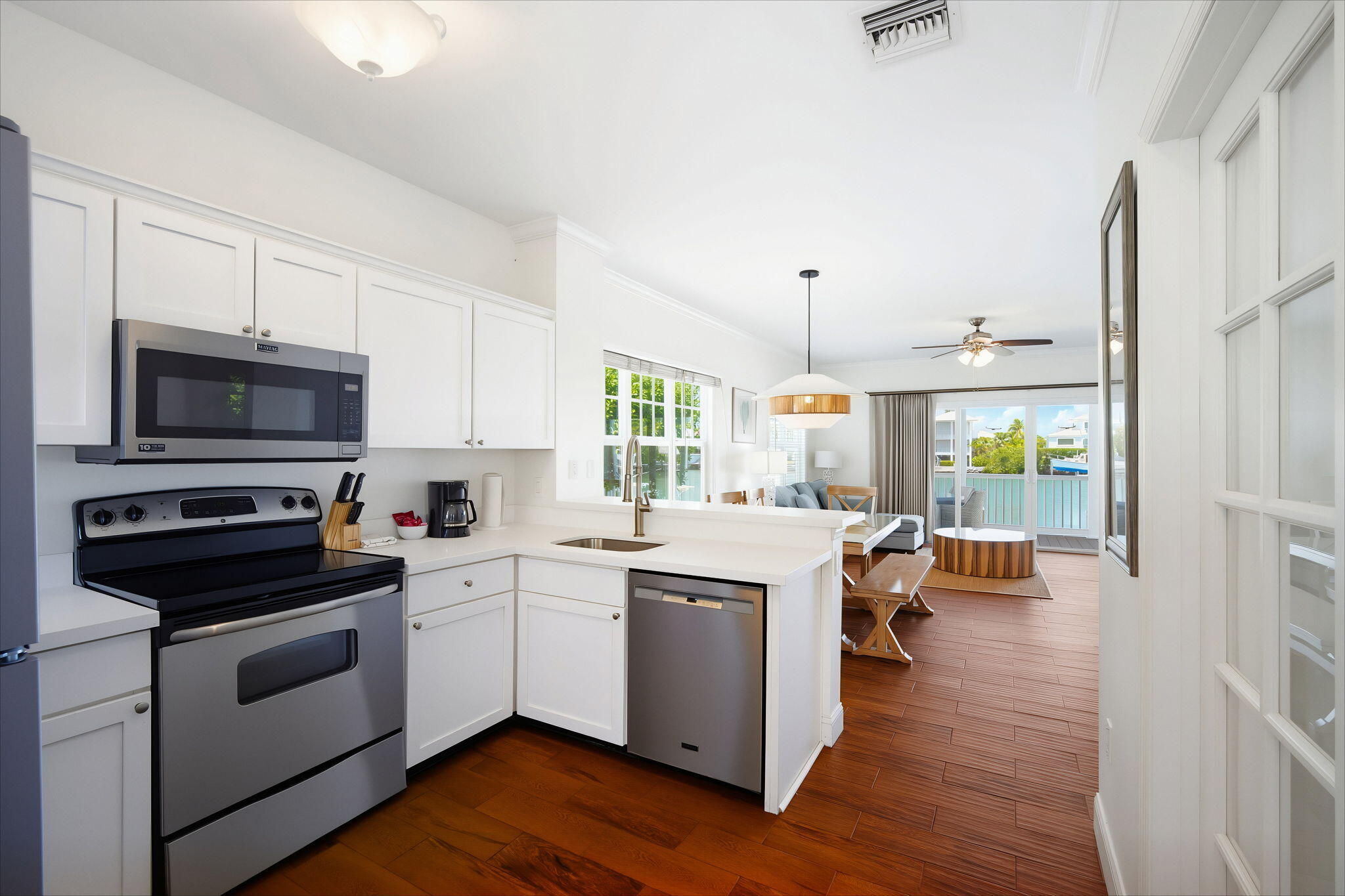 7044 Harbor Village Drive