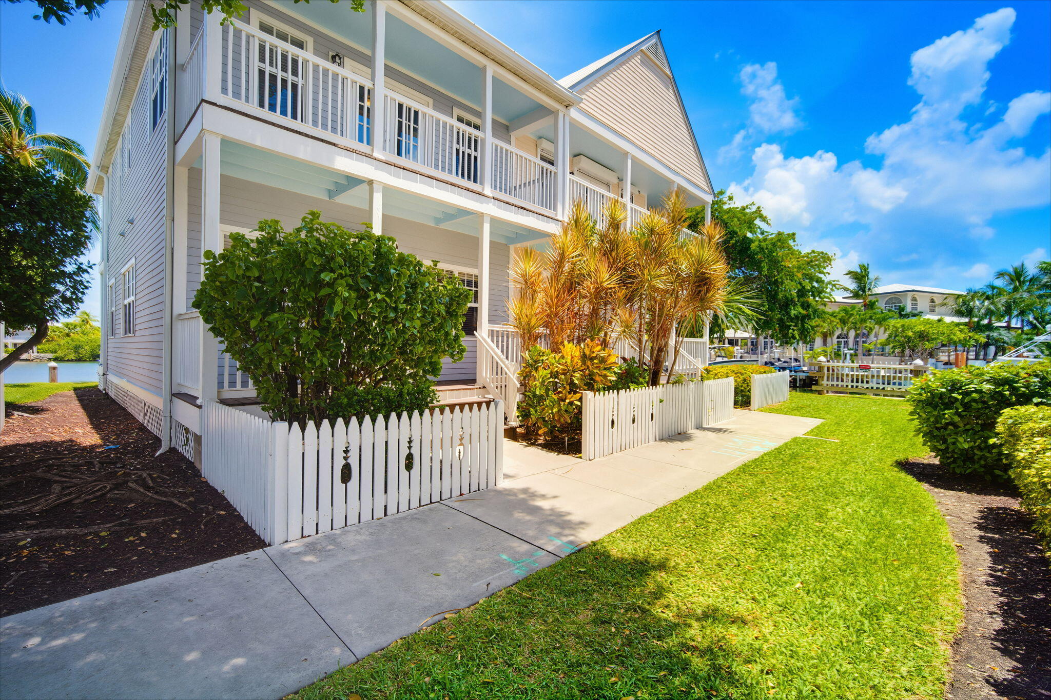 7044 Harbor Village Drive