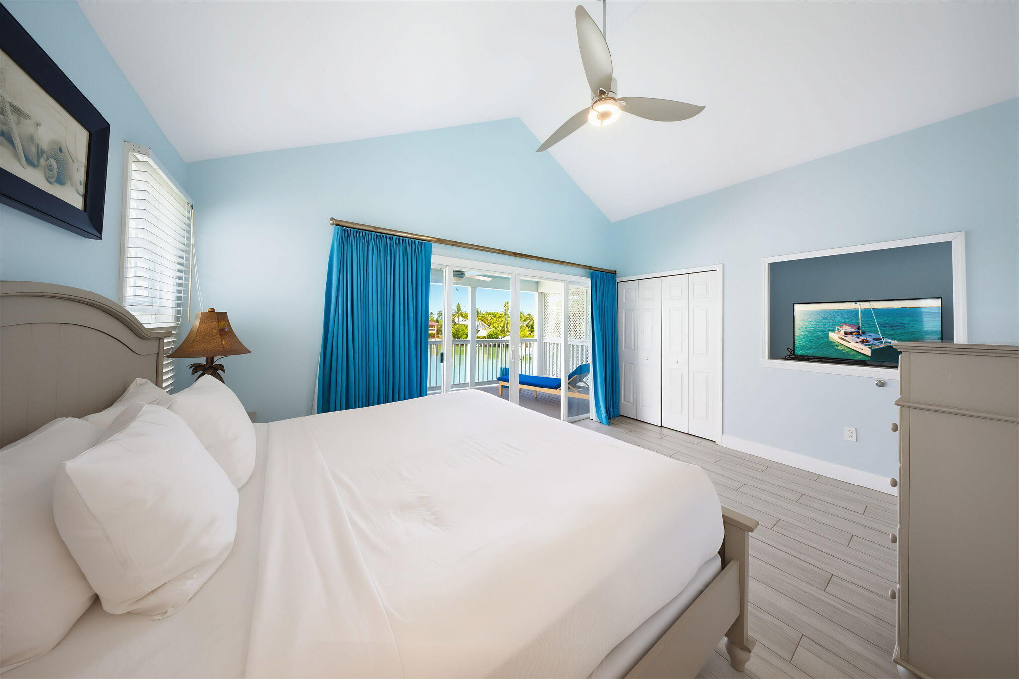 7044 Harbor Village Drive