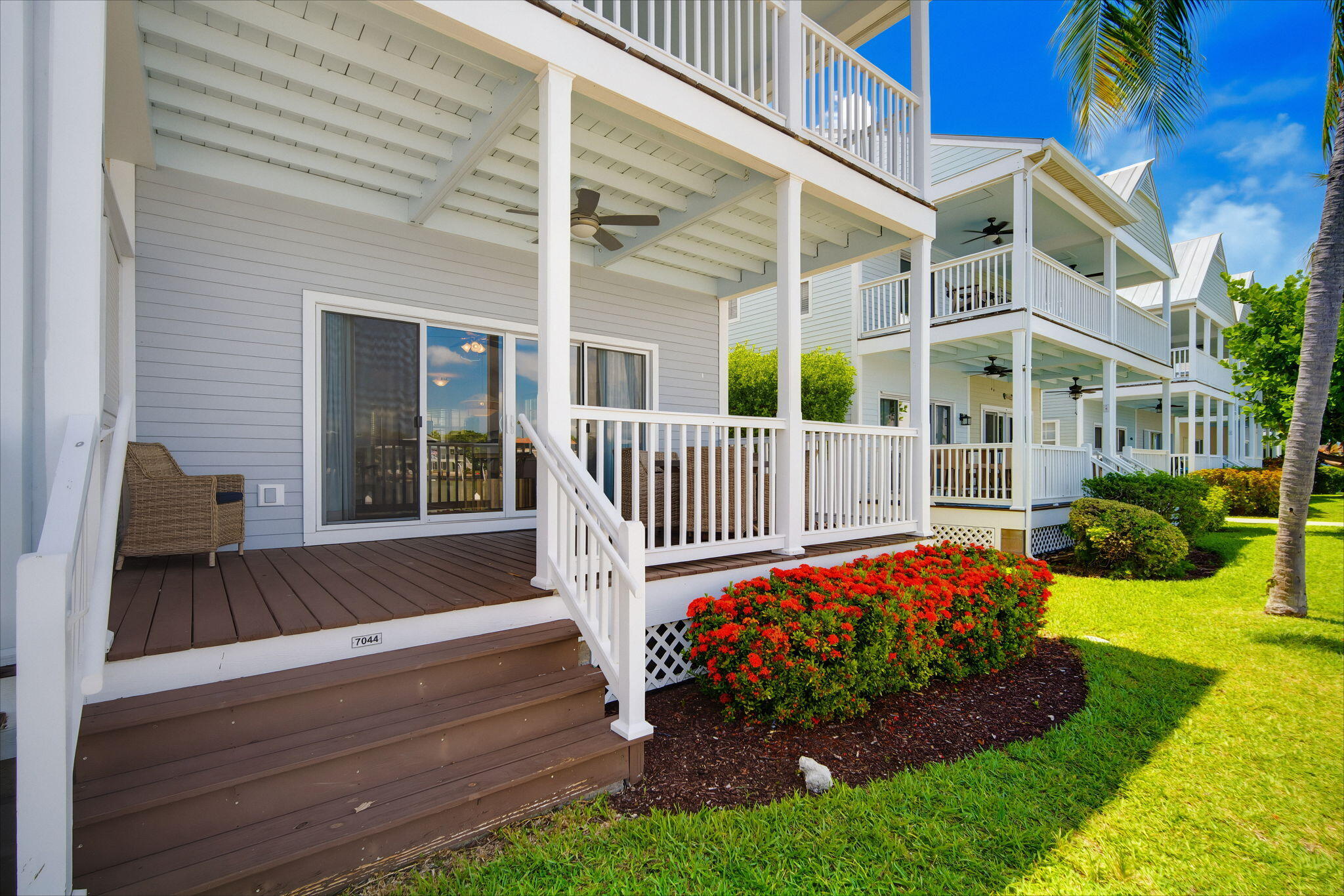7044 Harbor Village Drive
