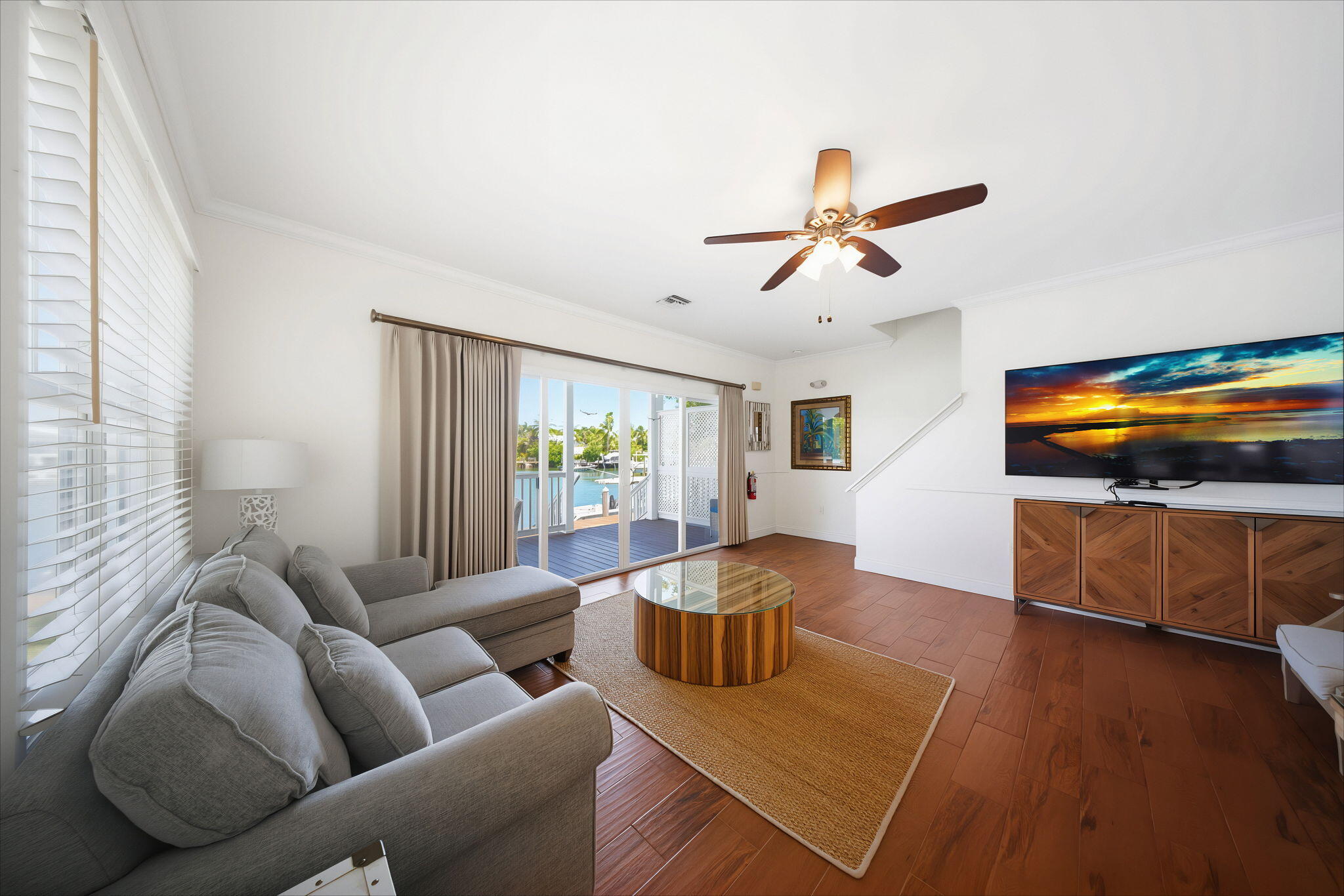 7044 Harbor Village Drive