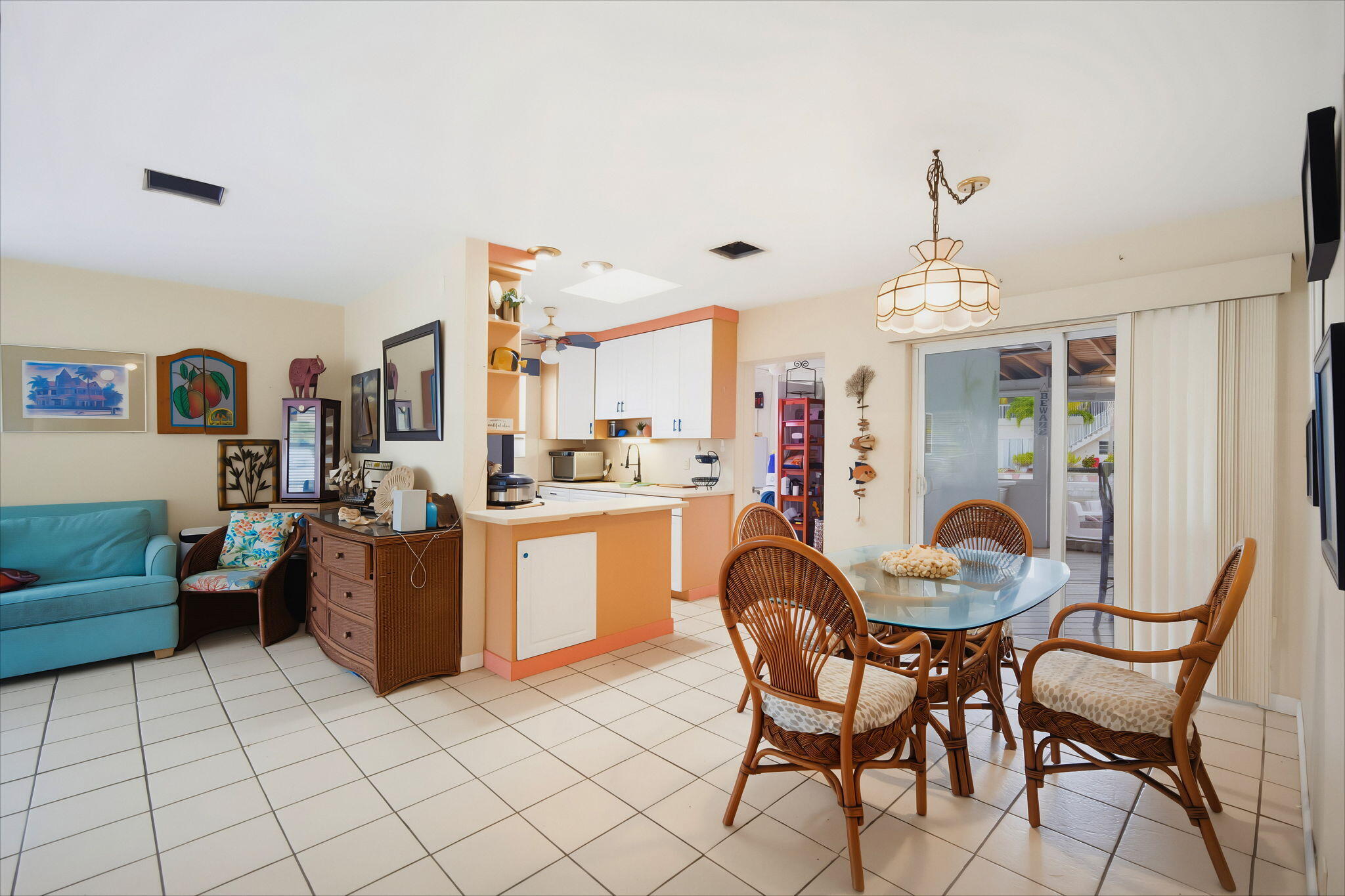 27 N Lake Drive