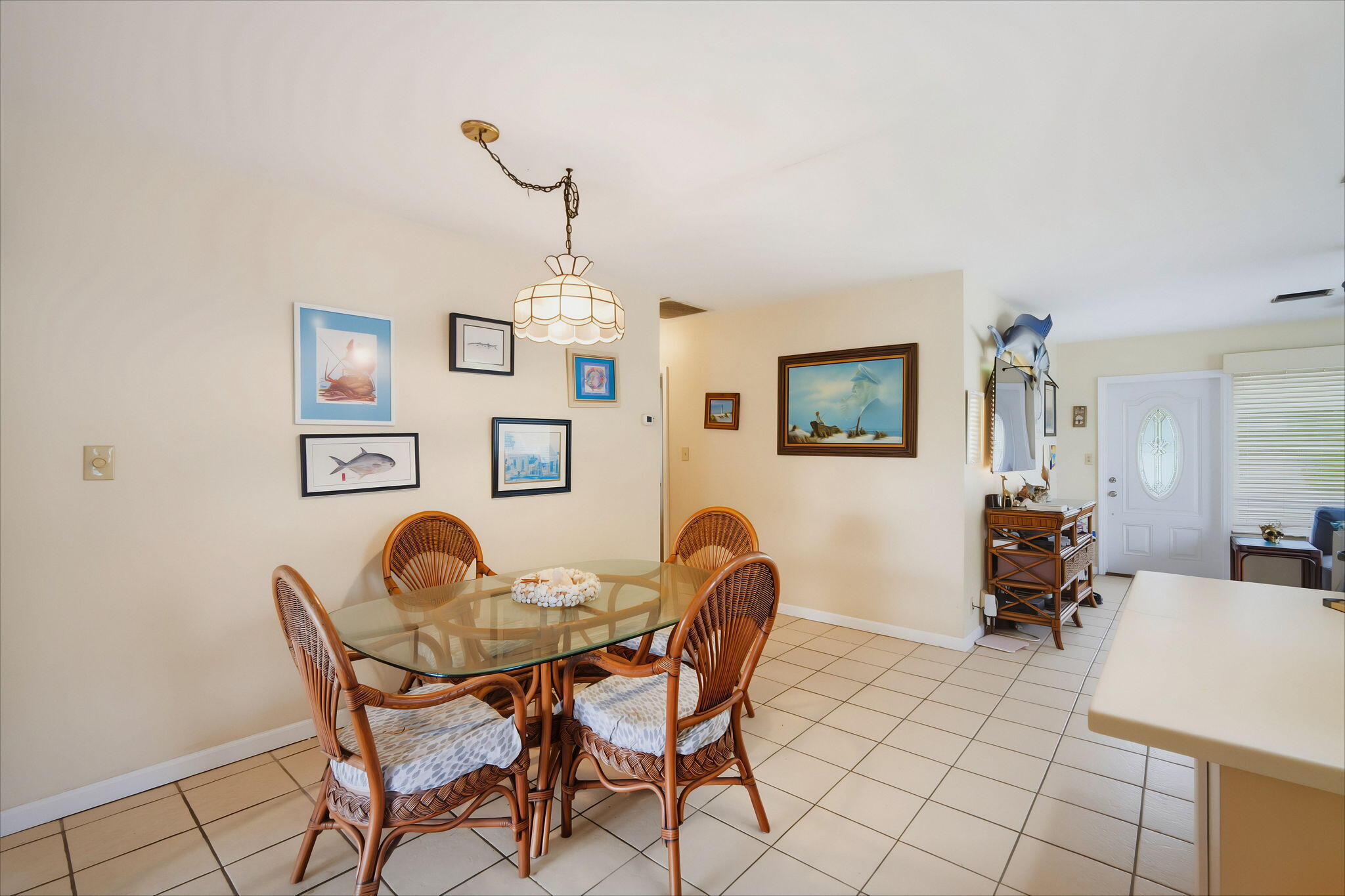 27 N Lake Drive
