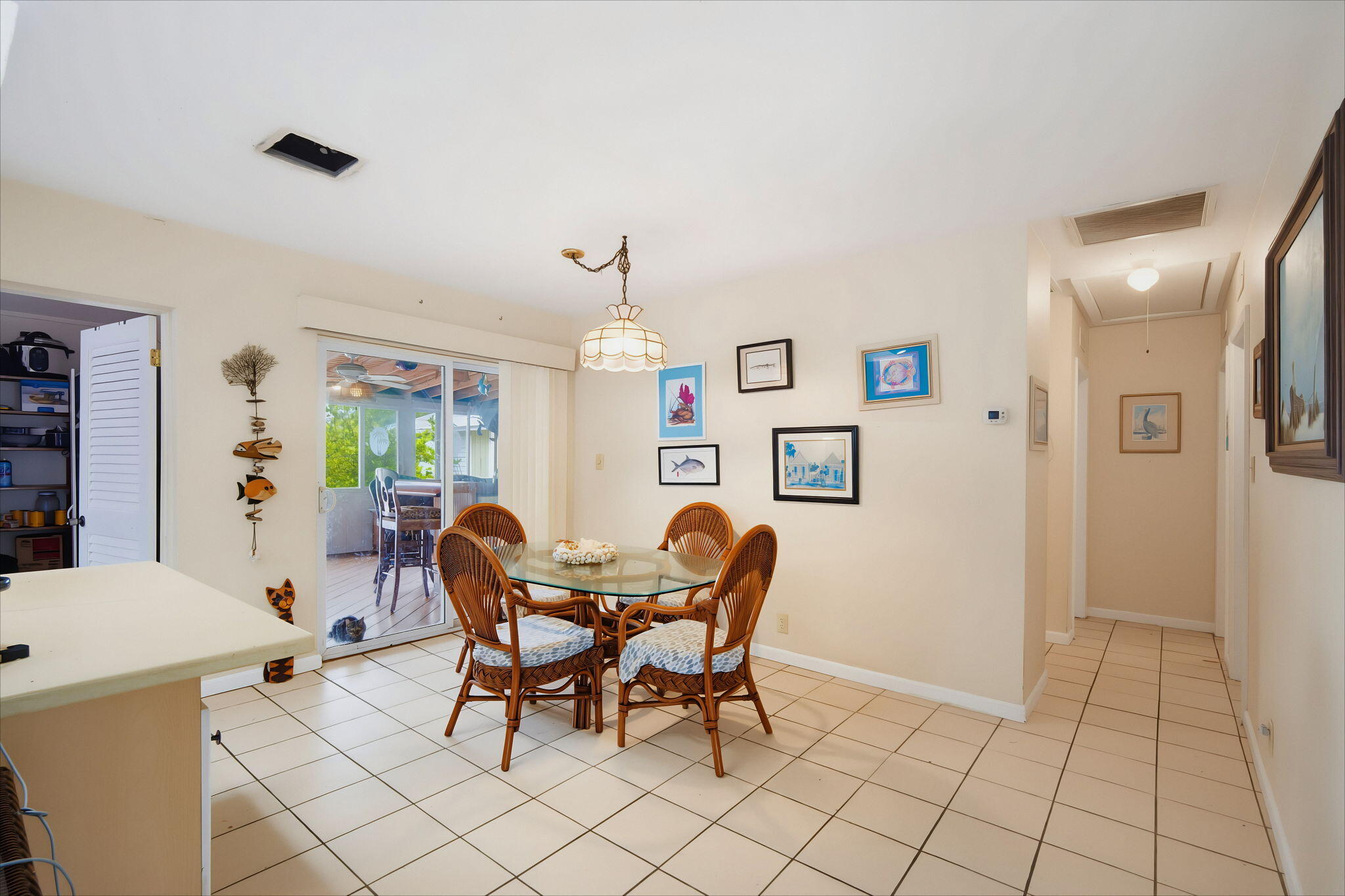 27 N Lake Drive