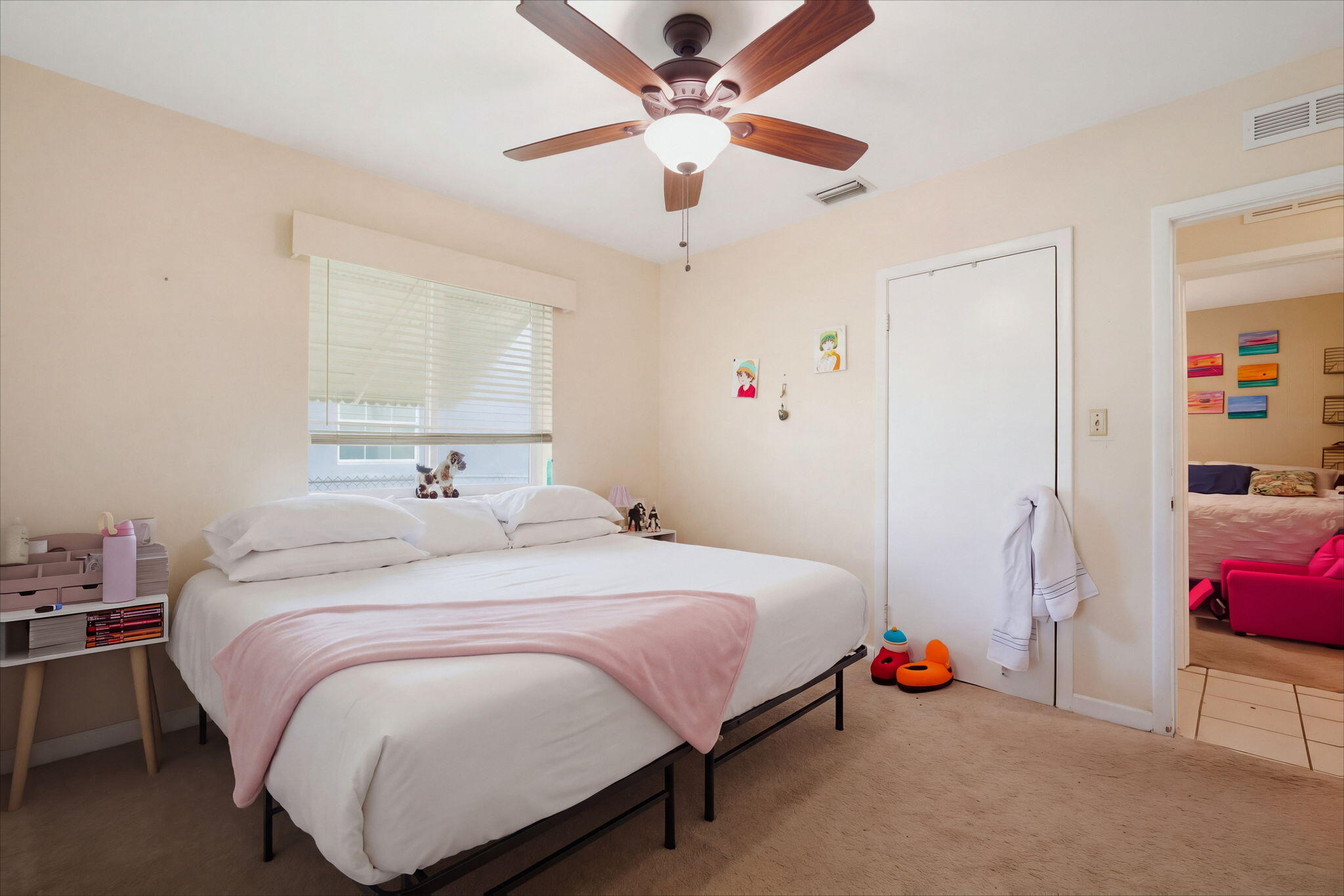 27 N Lake Drive