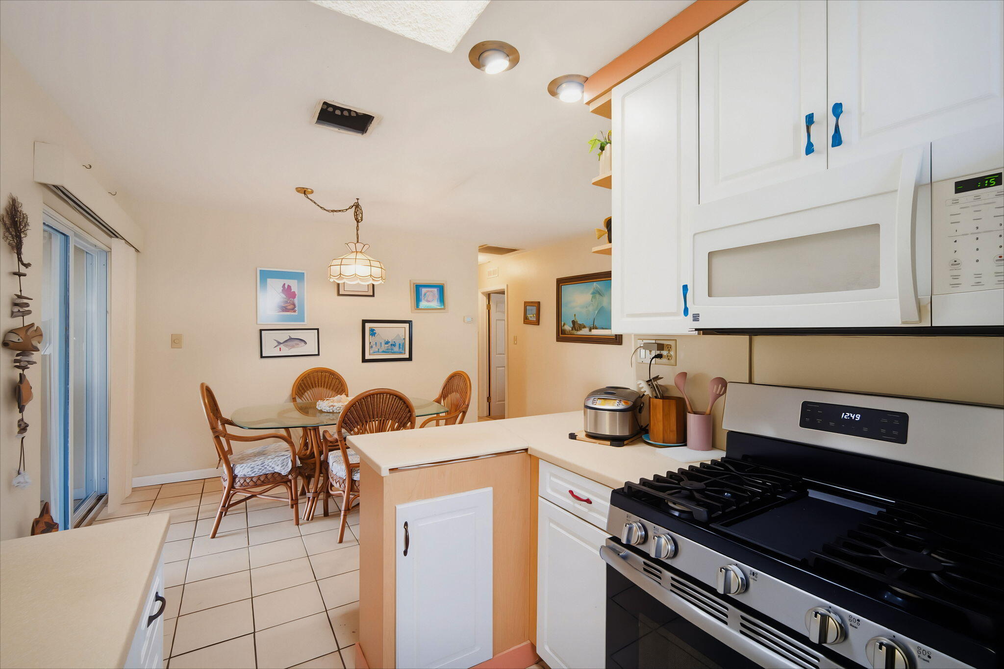 27 N Lake Drive
