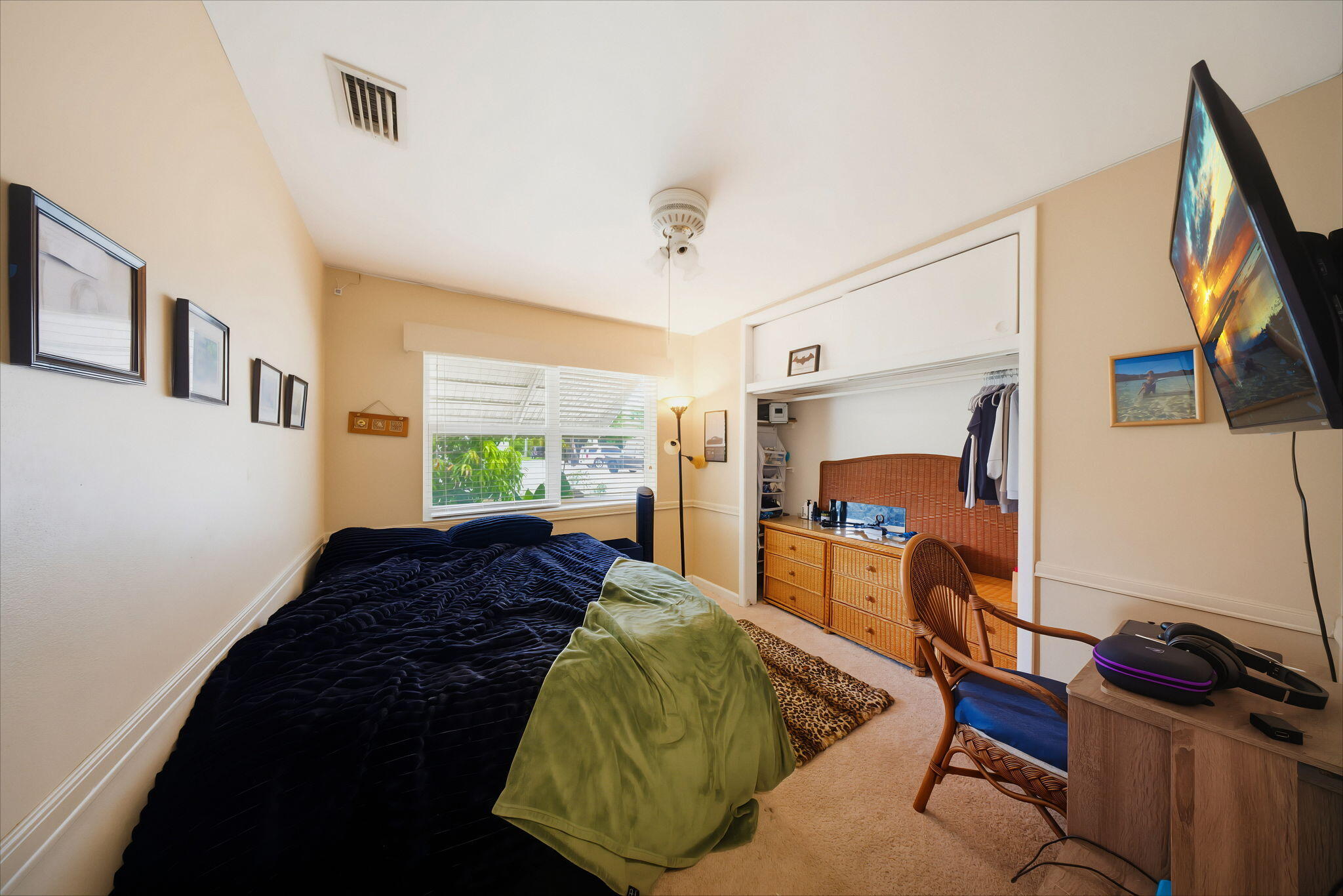 27 N Lake Drive