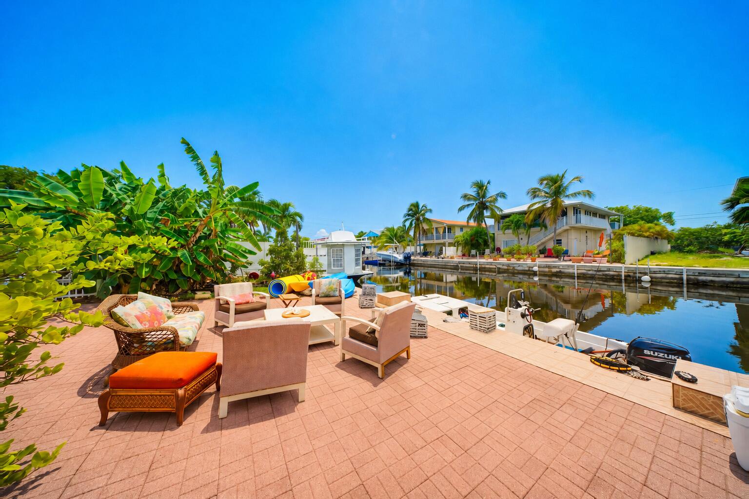 27 N Lake Drive