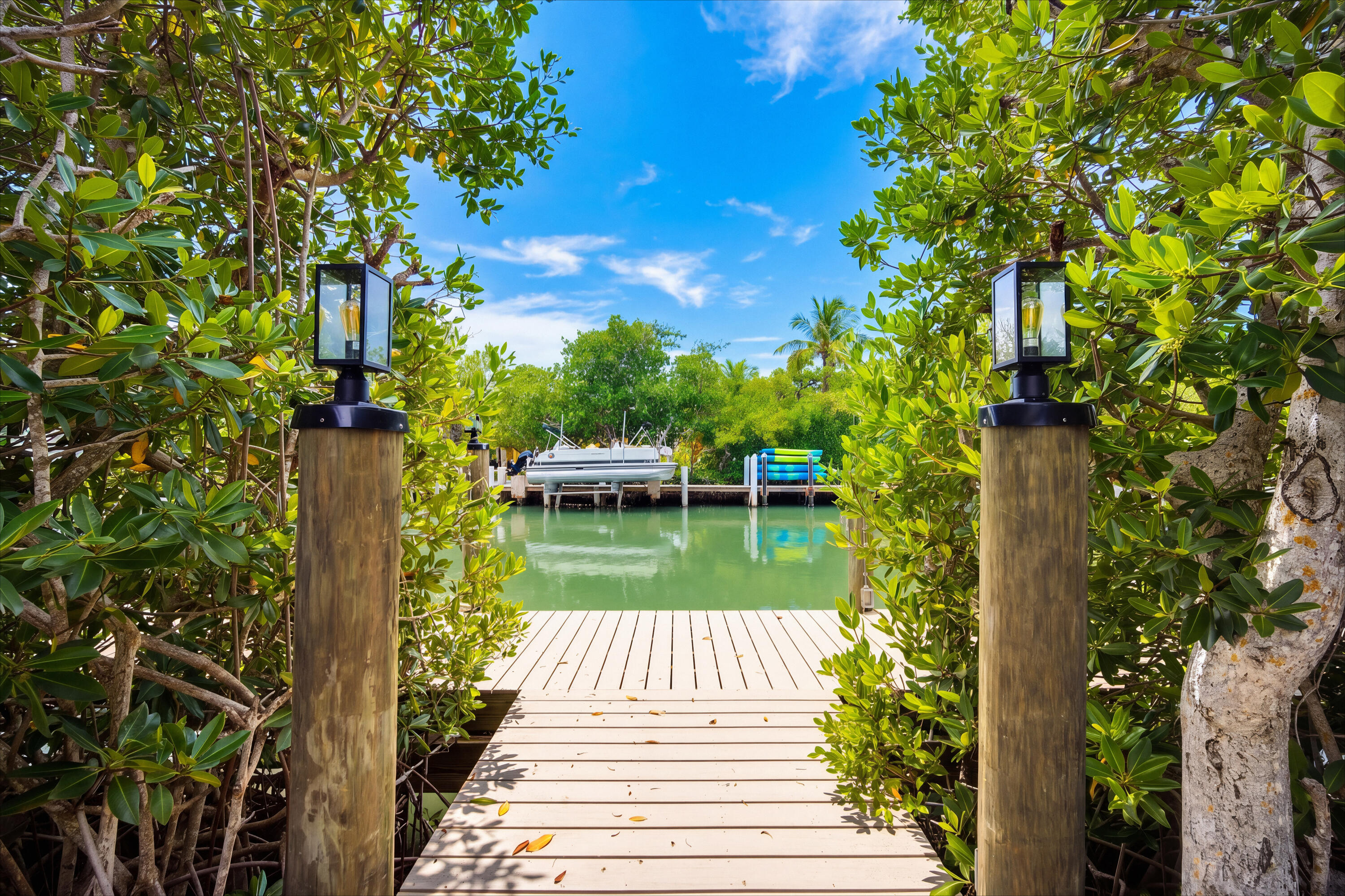 499 Sombrero Beach Road