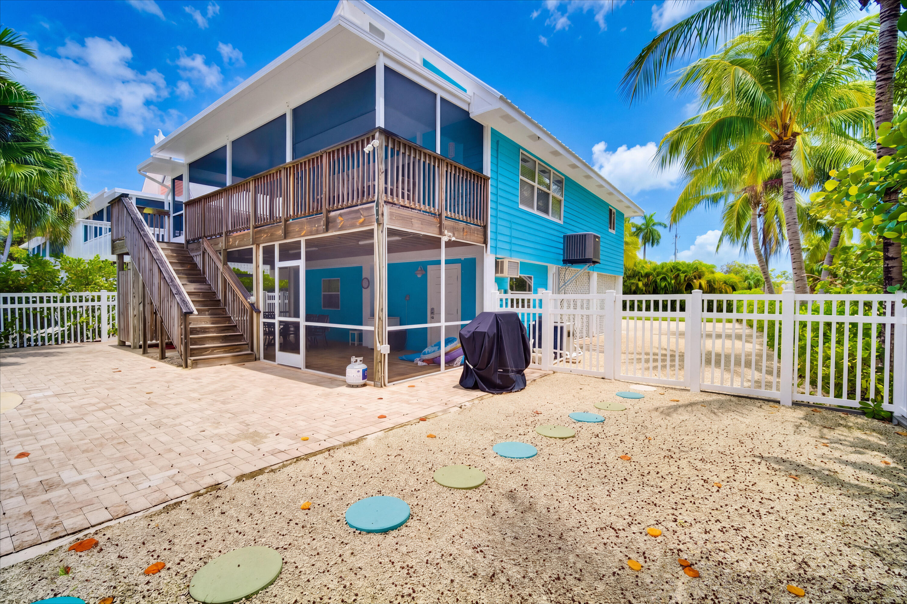 499 Sombrero Beach Road