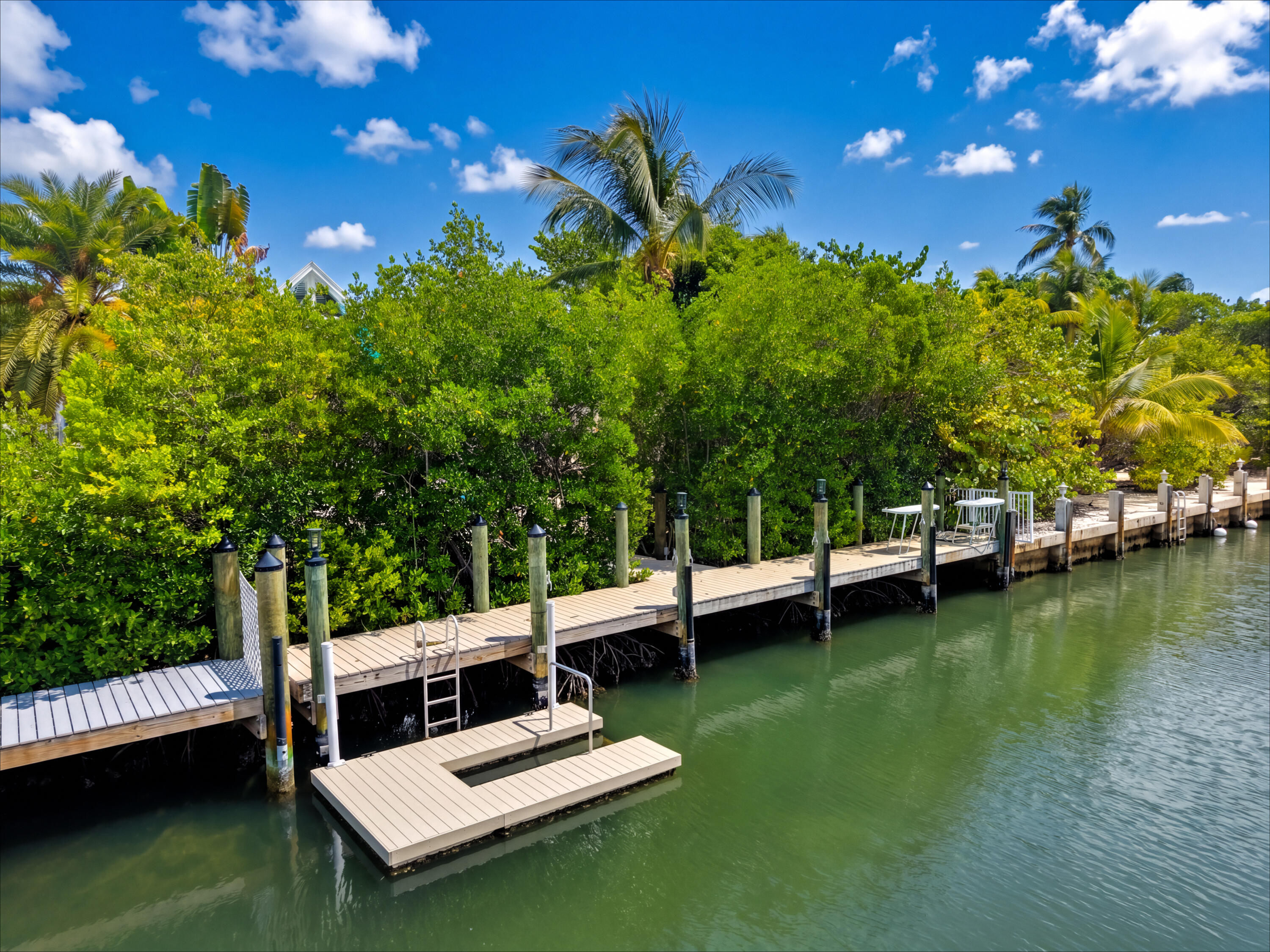 499 Sombrero Beach Road