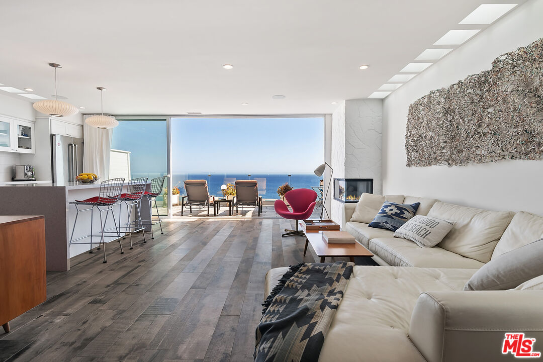 27400 Pacific Coast Hwy Unit: 108