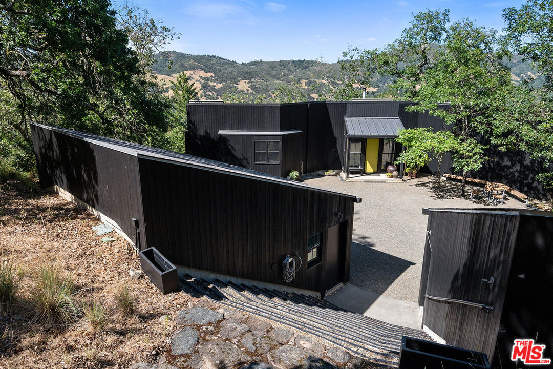 351 Wall Rd