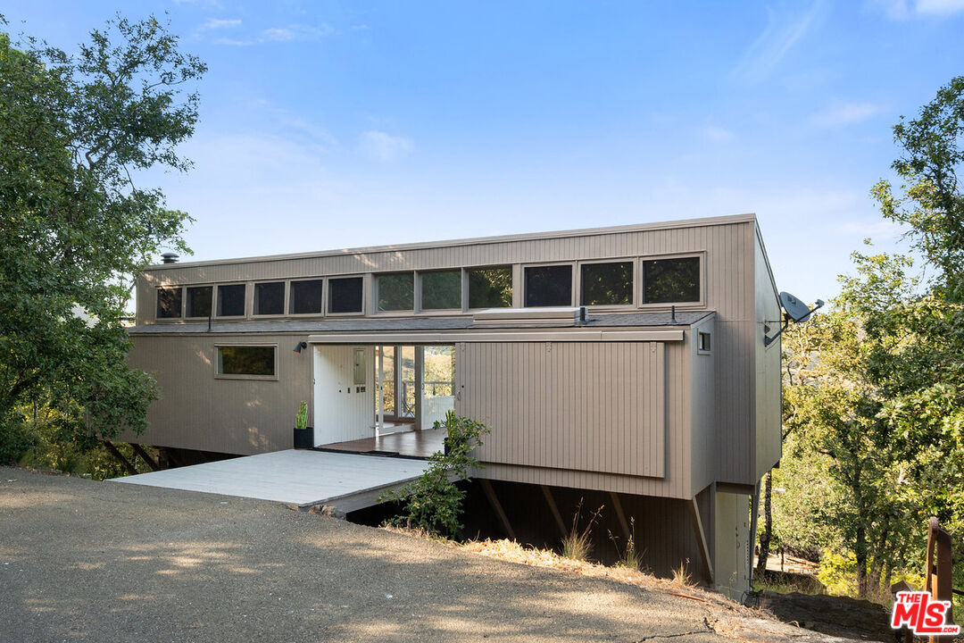 351 Wall Rd