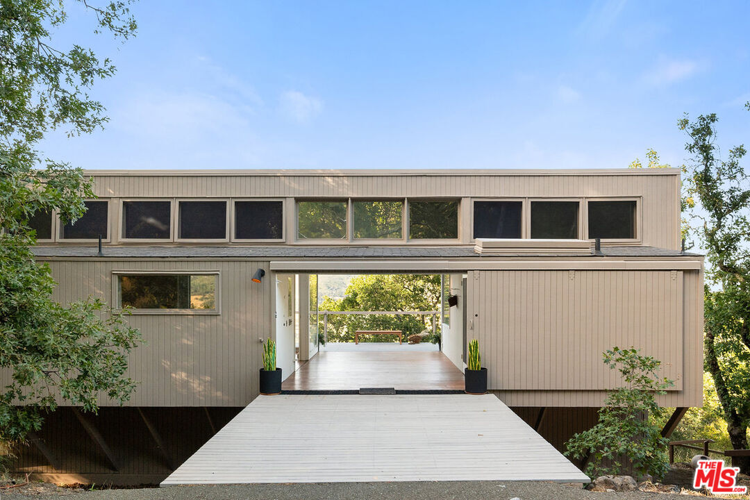 351 Wall Rd