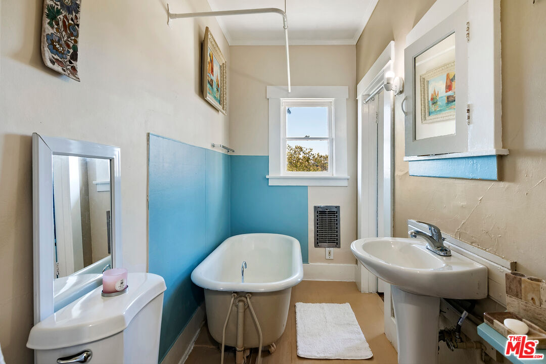 207 Ocean Ave