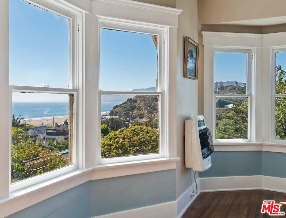 207 Ocean Ave