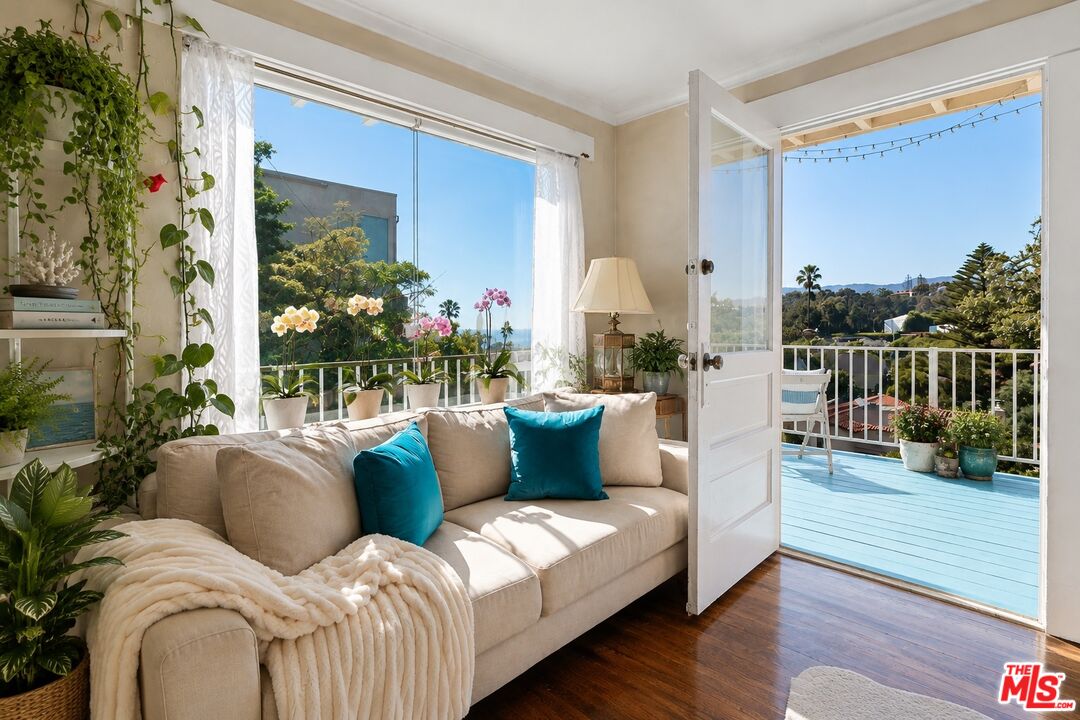 207 Ocean Ave