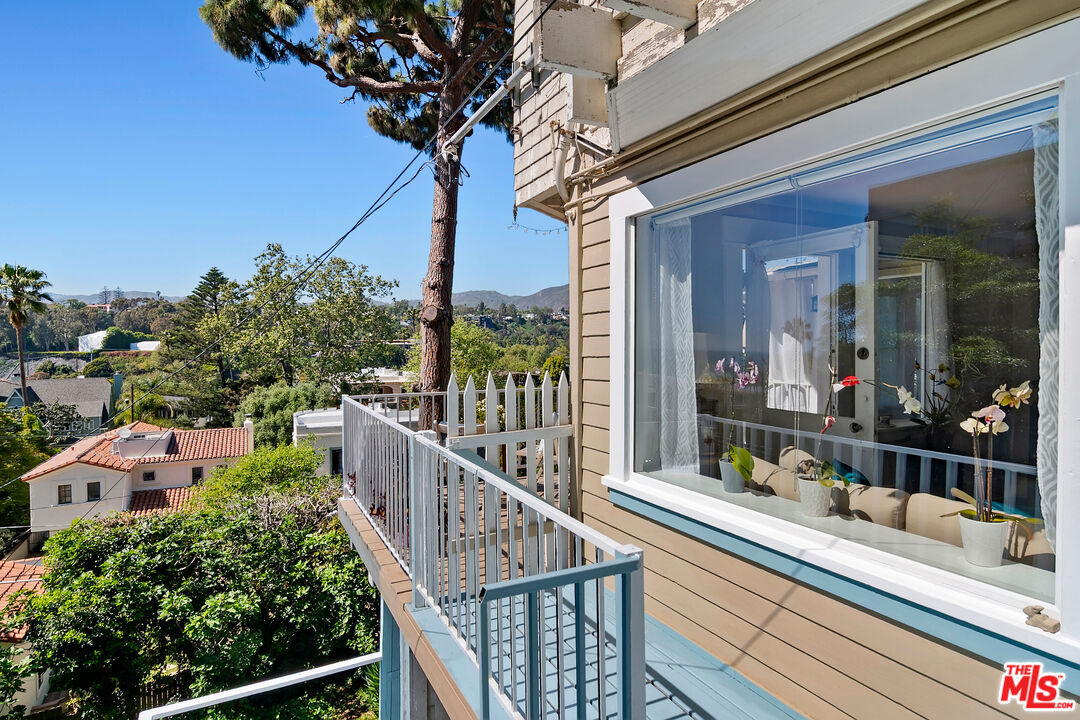 207 Ocean Ave
