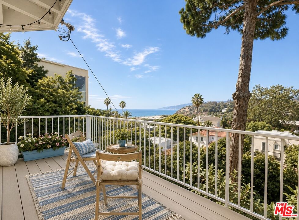 207 Ocean Ave