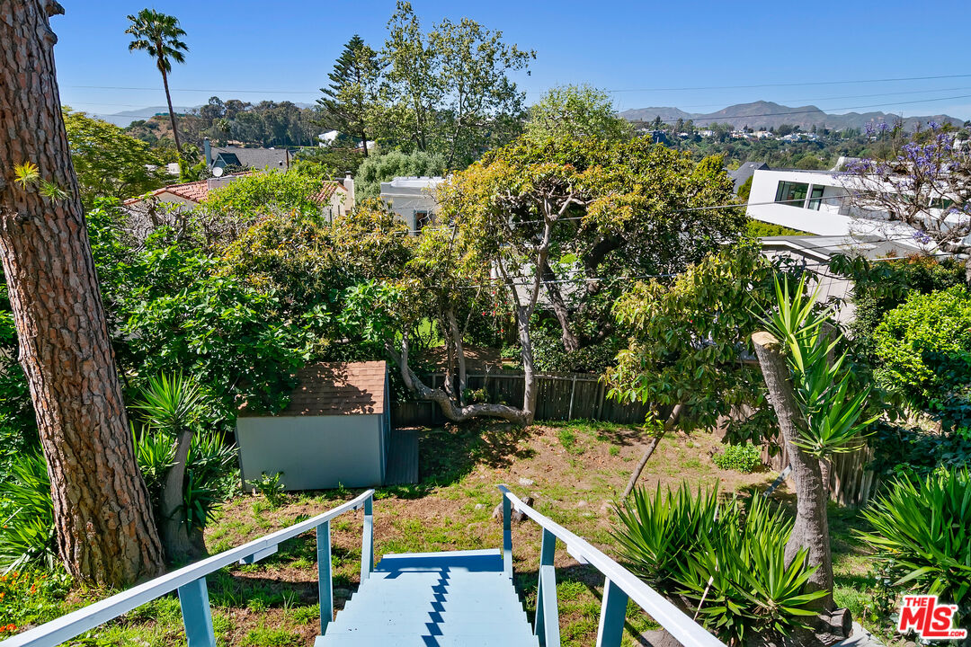207 Ocean Ave