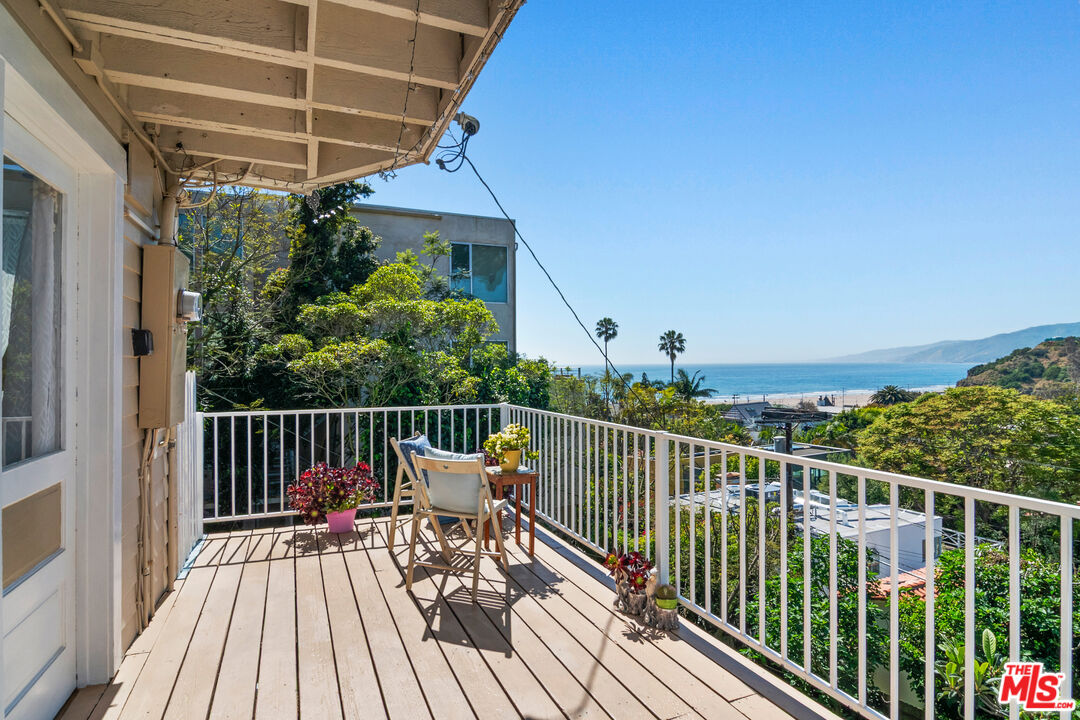 207 Ocean Ave
