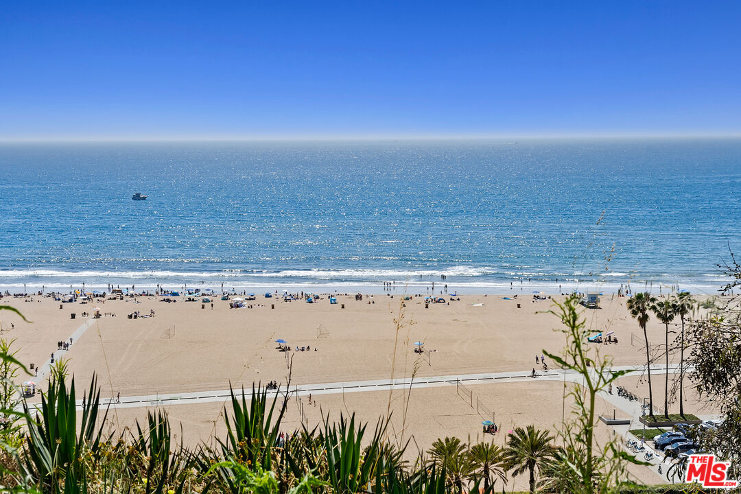 207 Ocean Ave