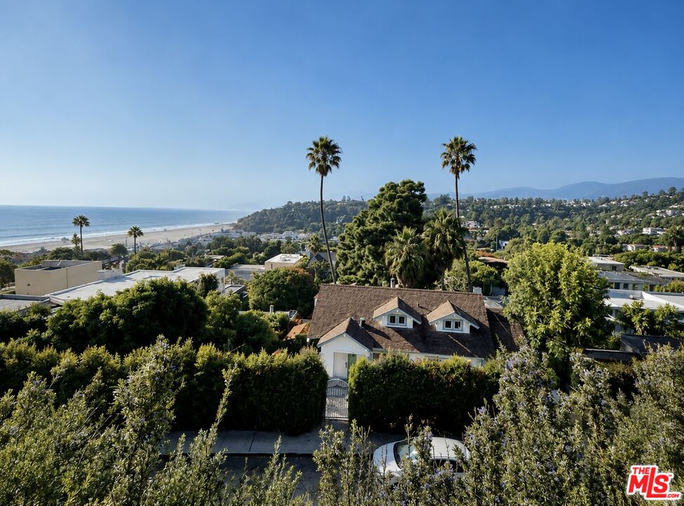 207 Ocean Ave