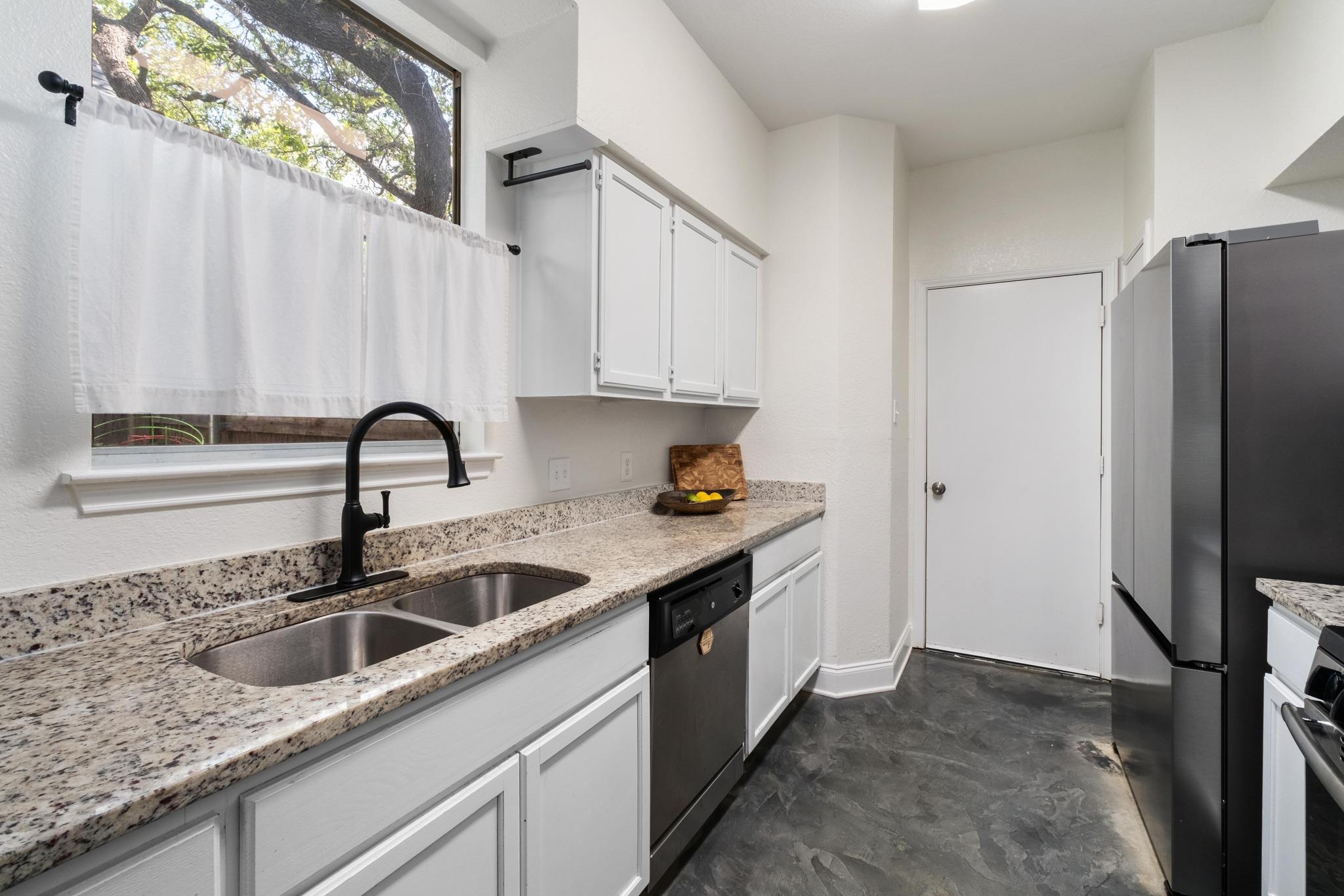 10512 Watchful Fox DR