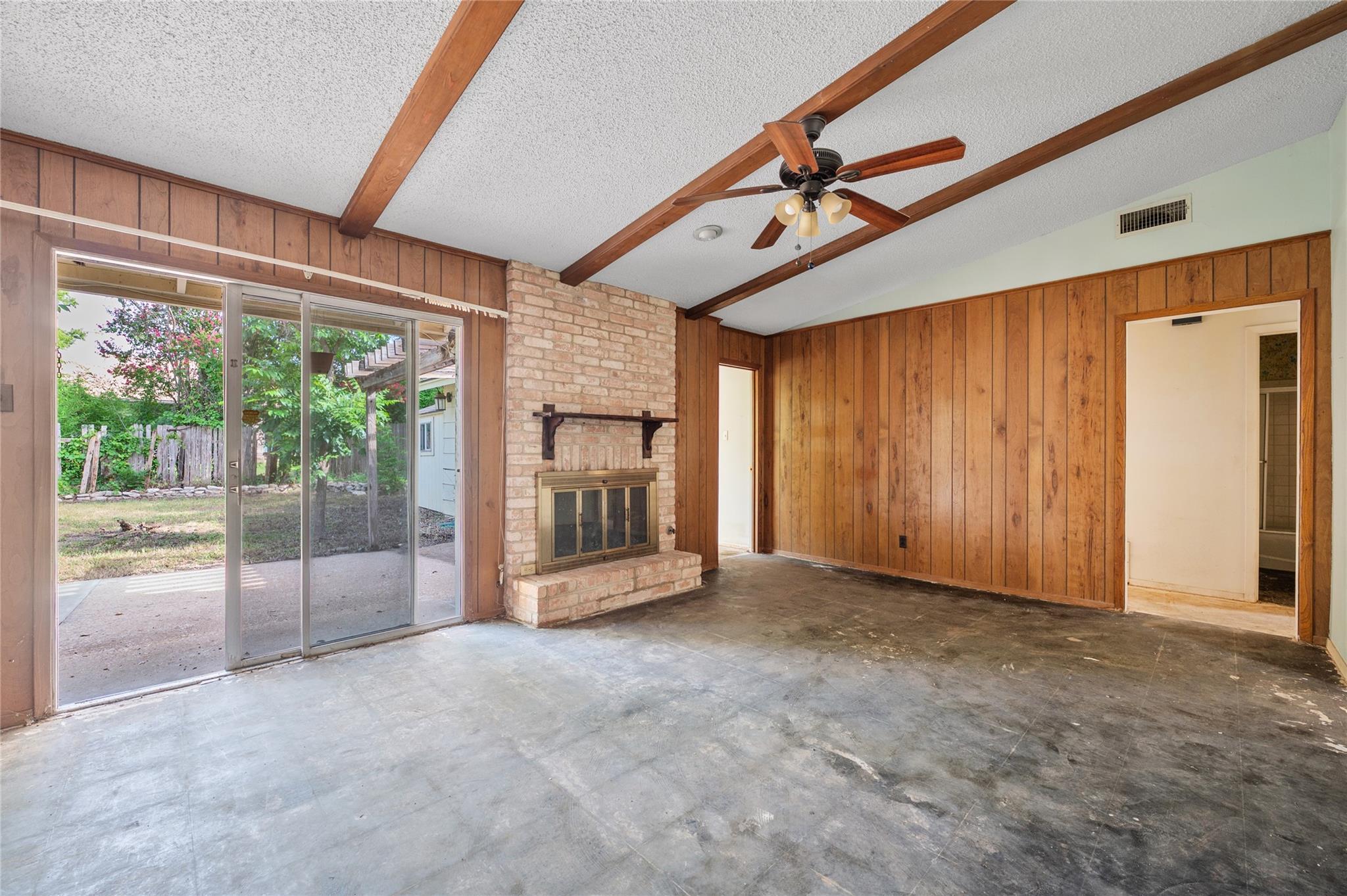 11702 Shoshone DR