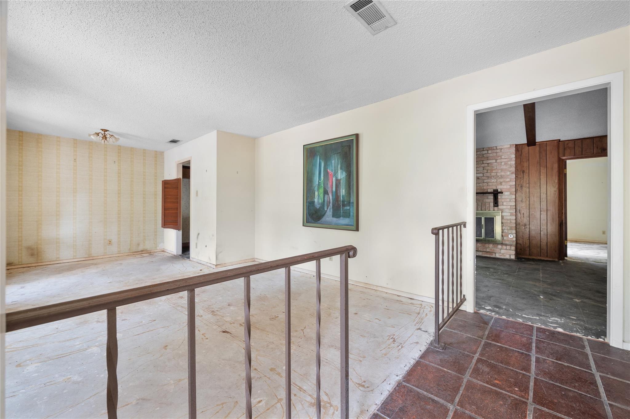 11702 Shoshone DR