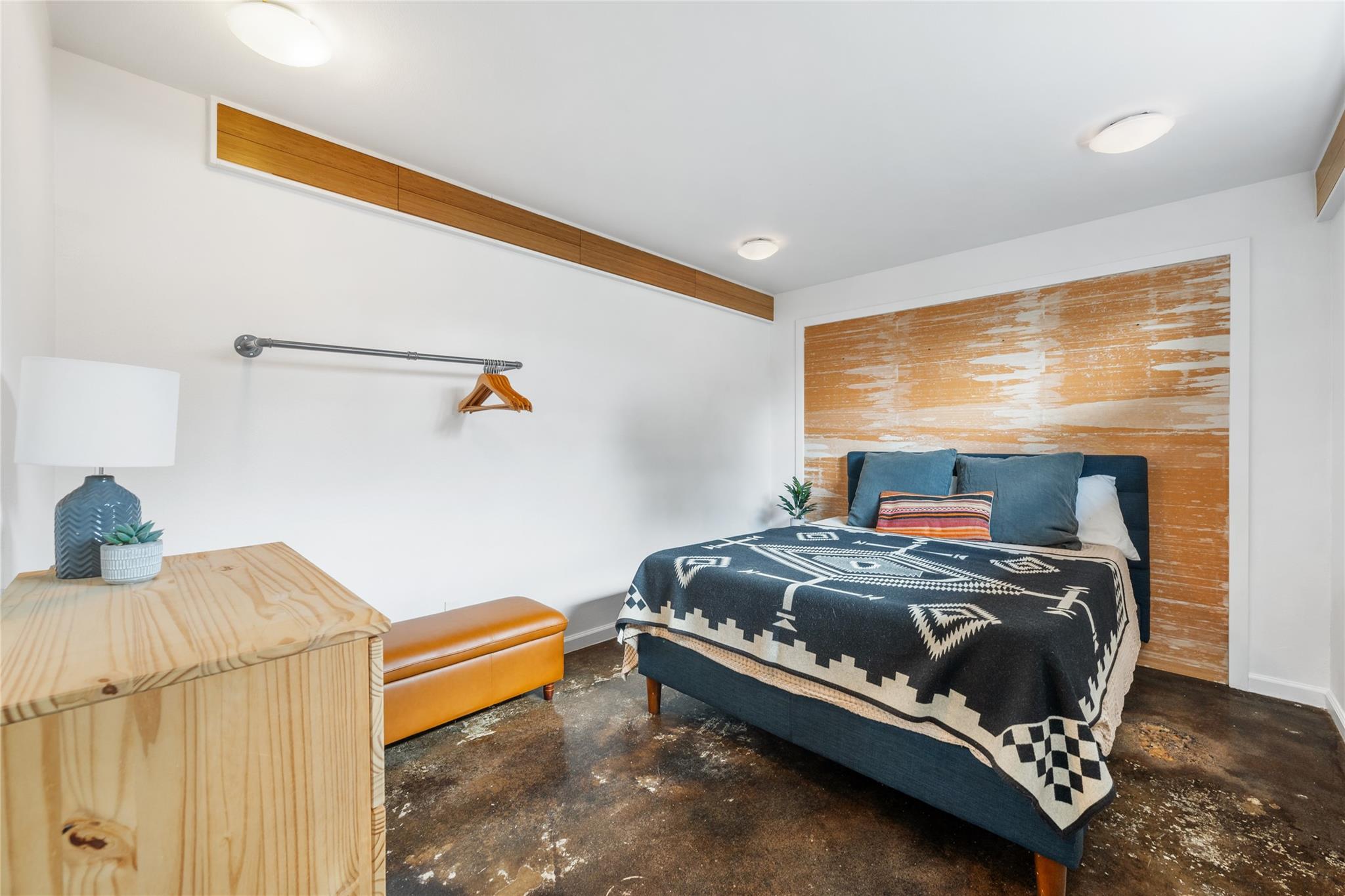407 Philco DR