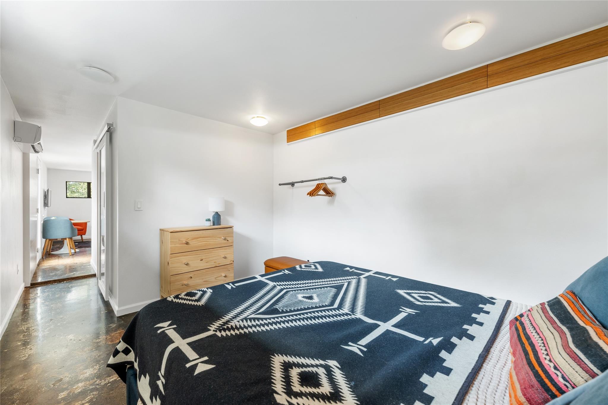407 Philco DR