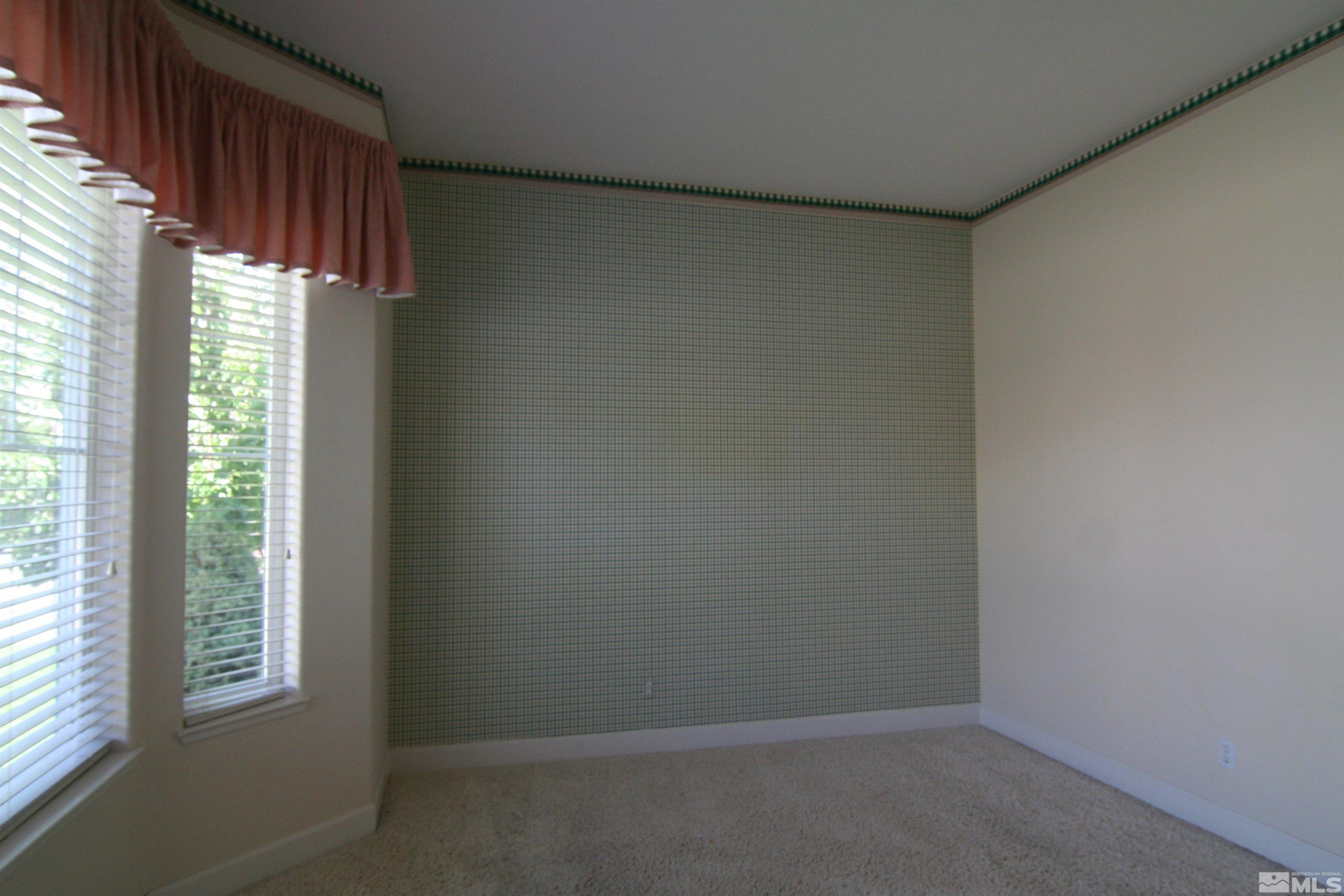 2505 Roxbury Way