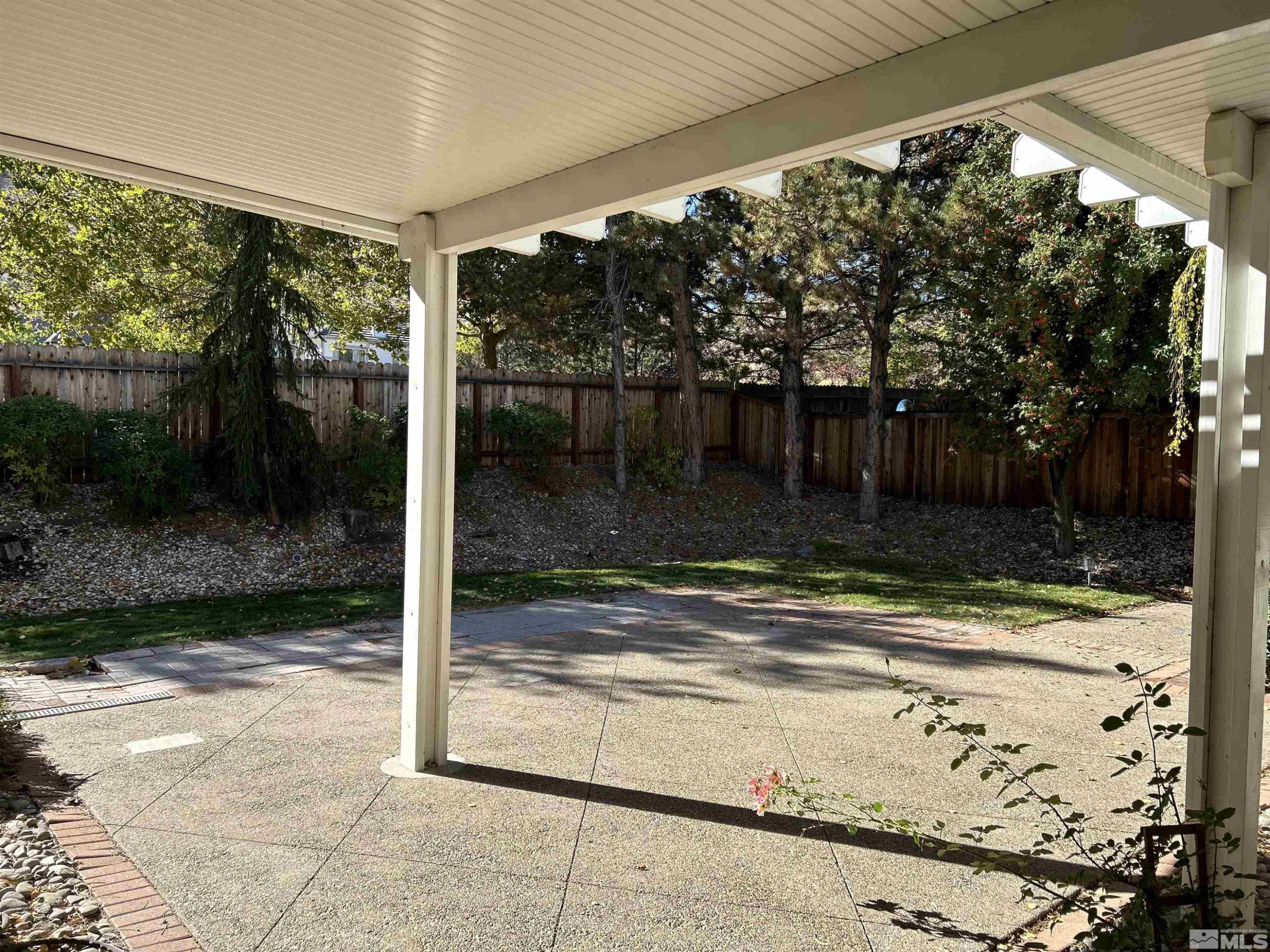 2505 Roxbury Way