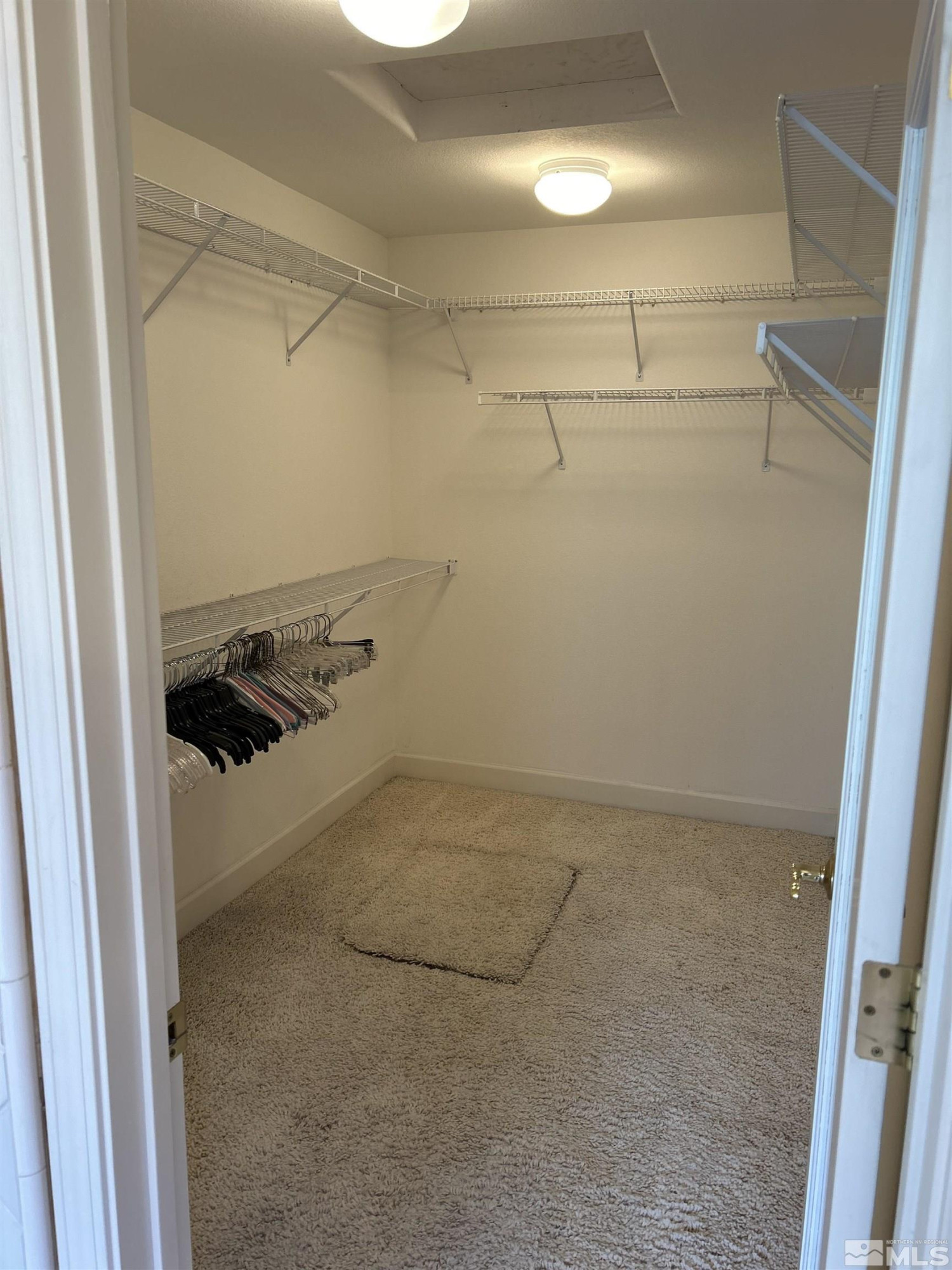 2505 Roxbury Way