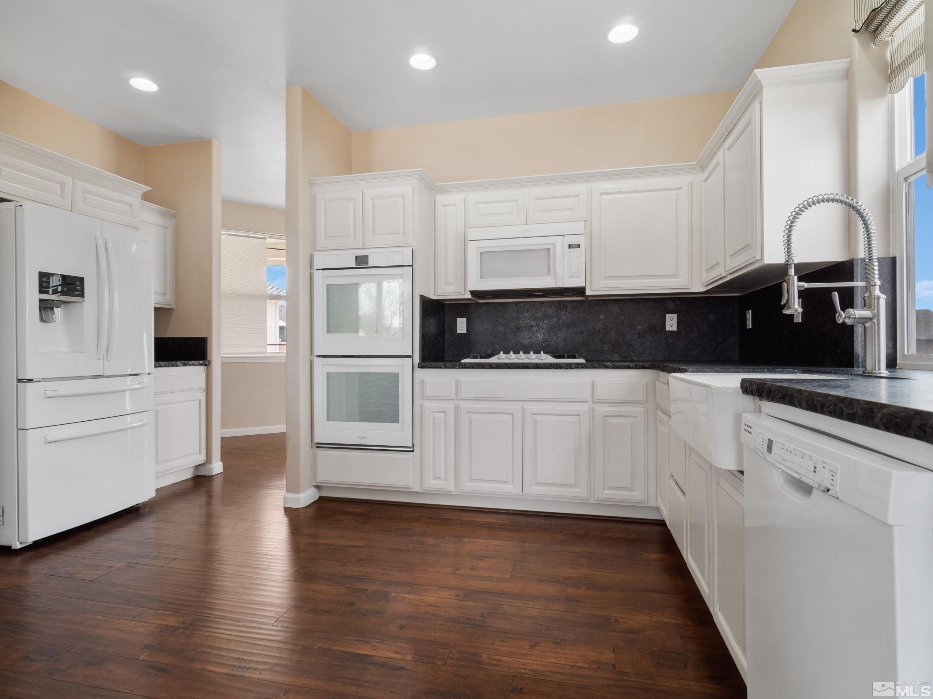 1270 Sierra Vista Drive