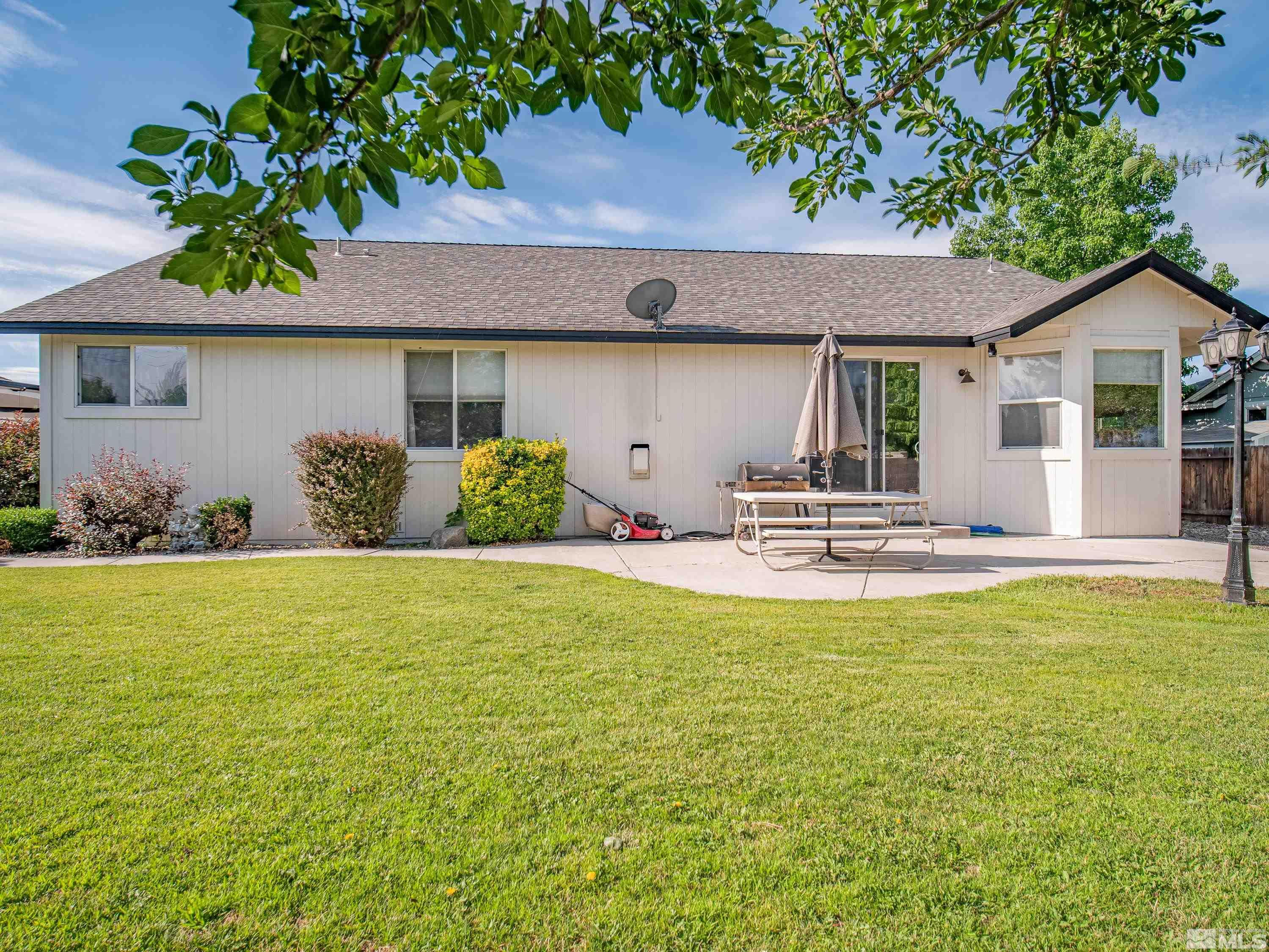 1270 Sierra Vista Drive