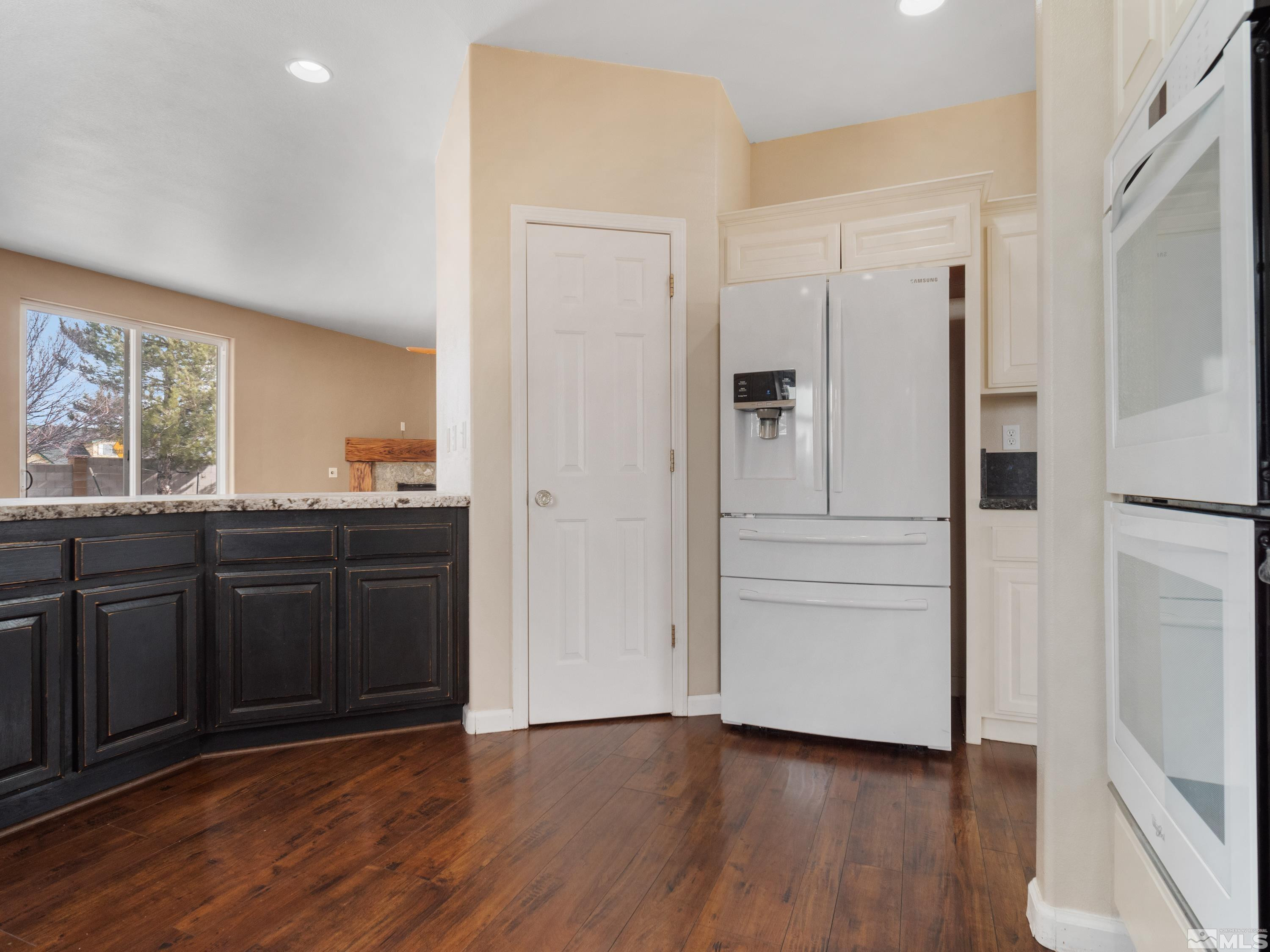 1270 Sierra Vista Drive