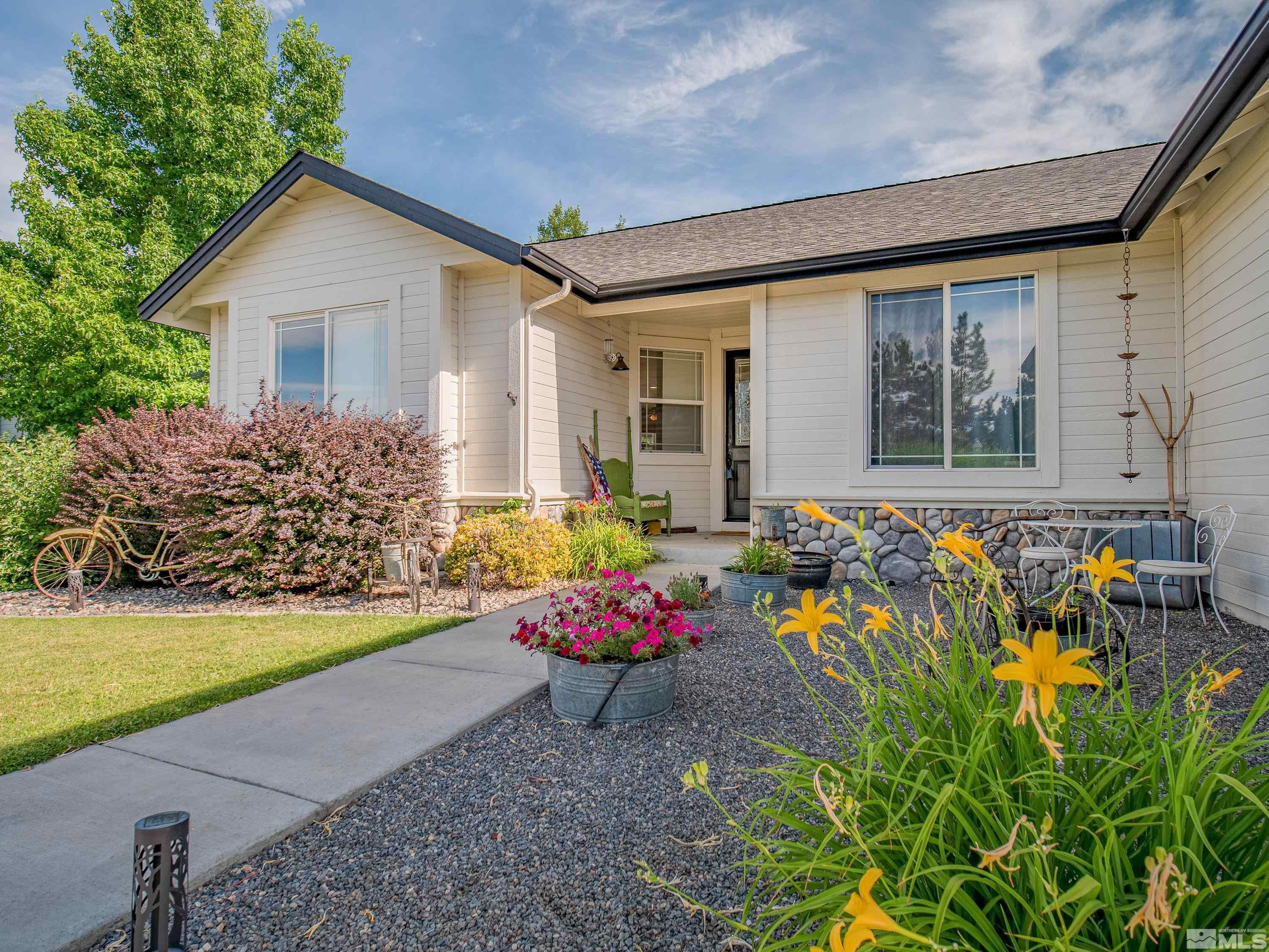 1270 Sierra Vista Drive