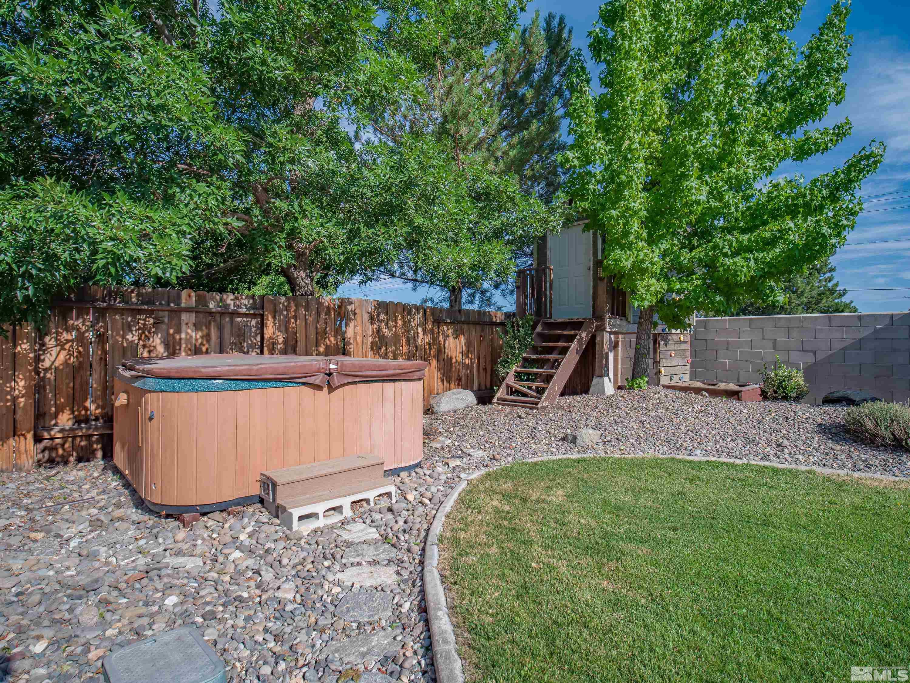 1270 Sierra Vista Drive
