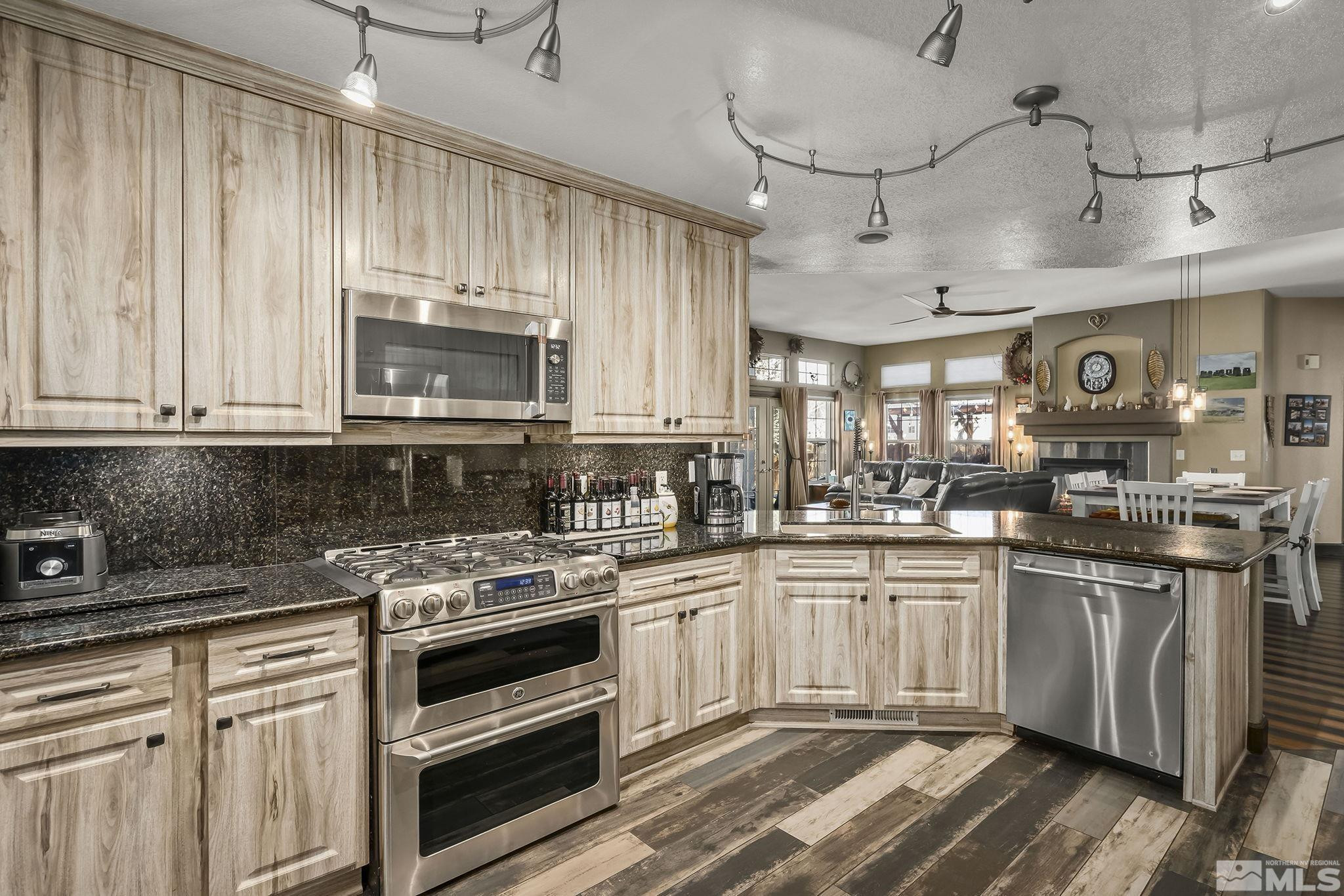 1280 Ridge Point Drive