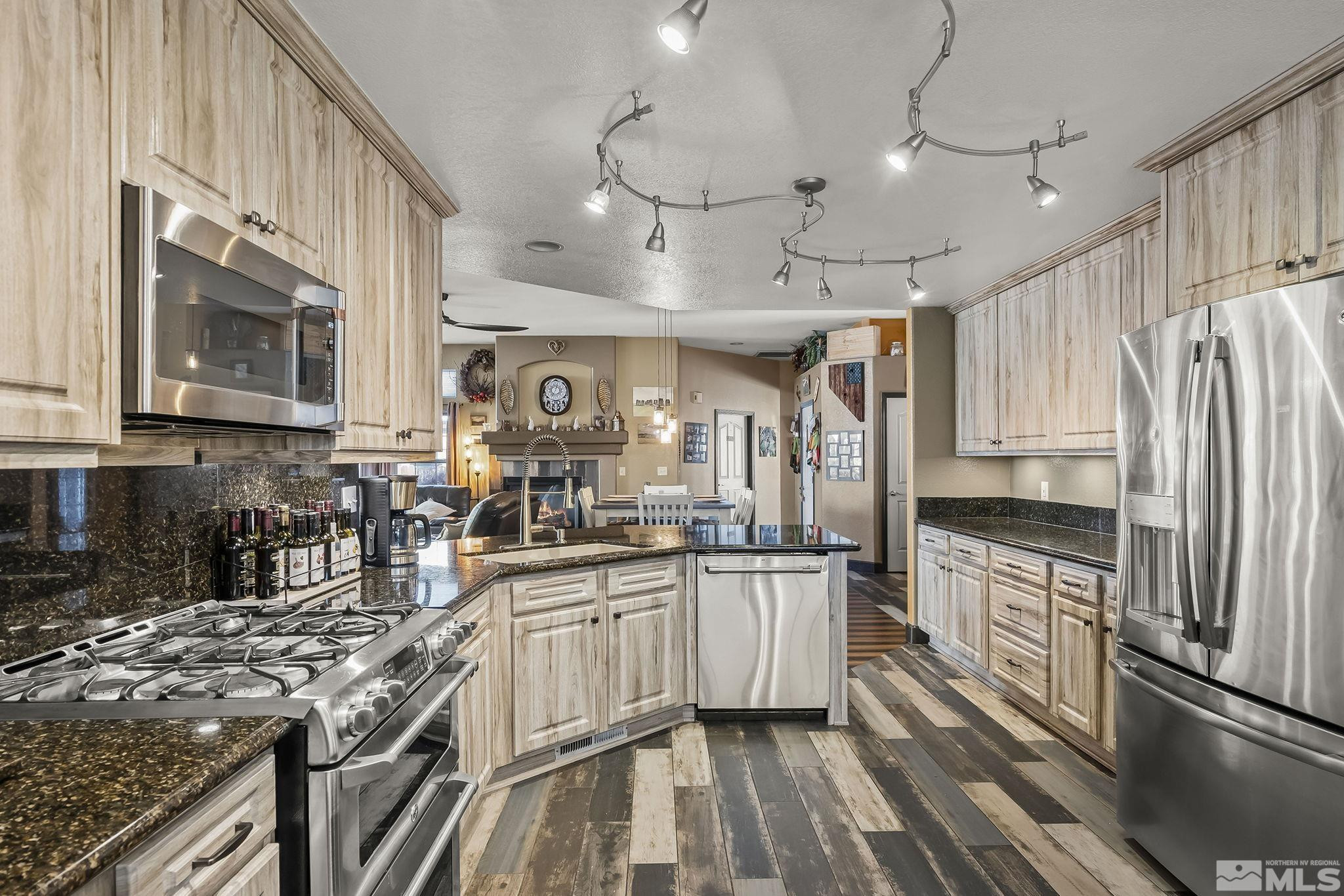 1280 Ridge Point Drive