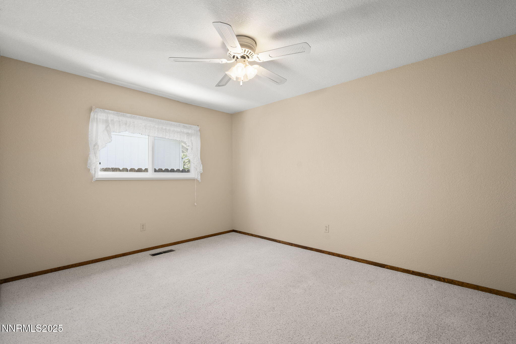 2977 Tangerine Drive