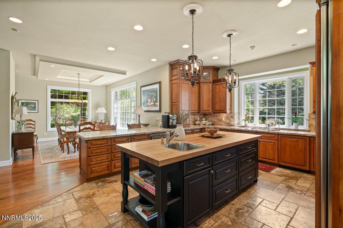 7123 Franktown Road