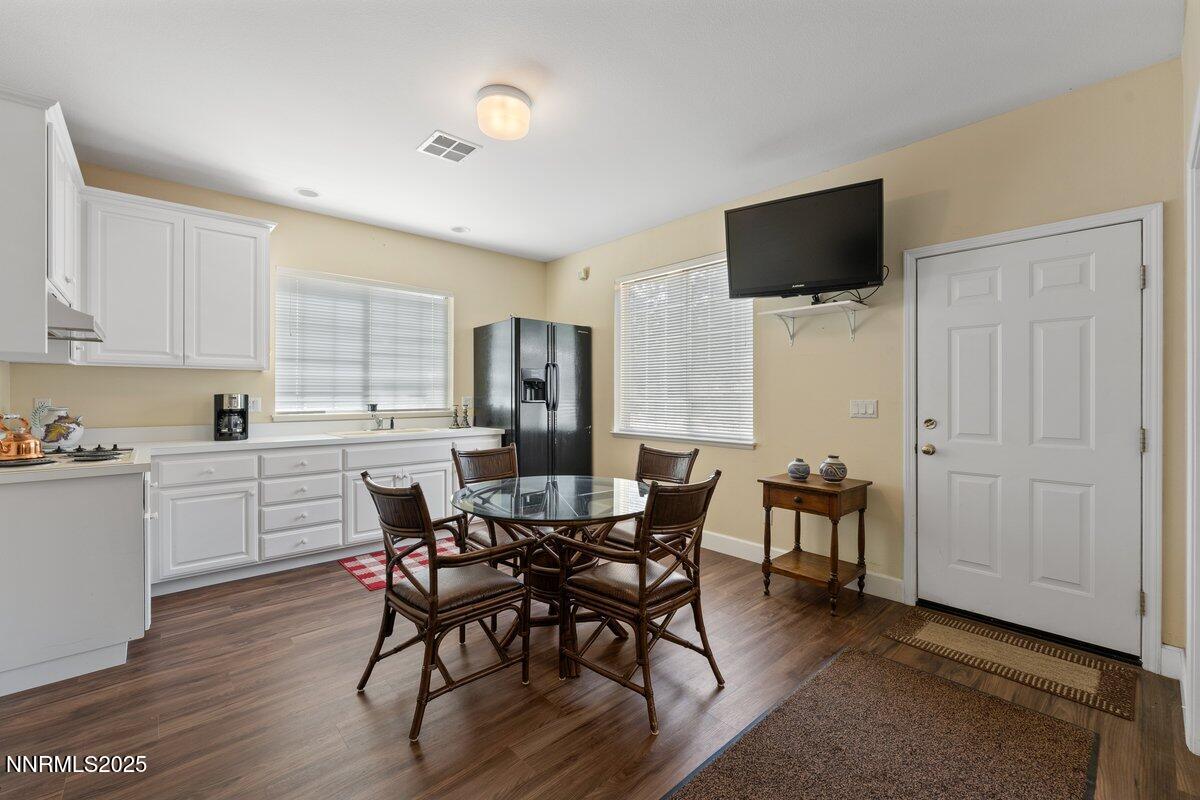 7123 Franktown Road