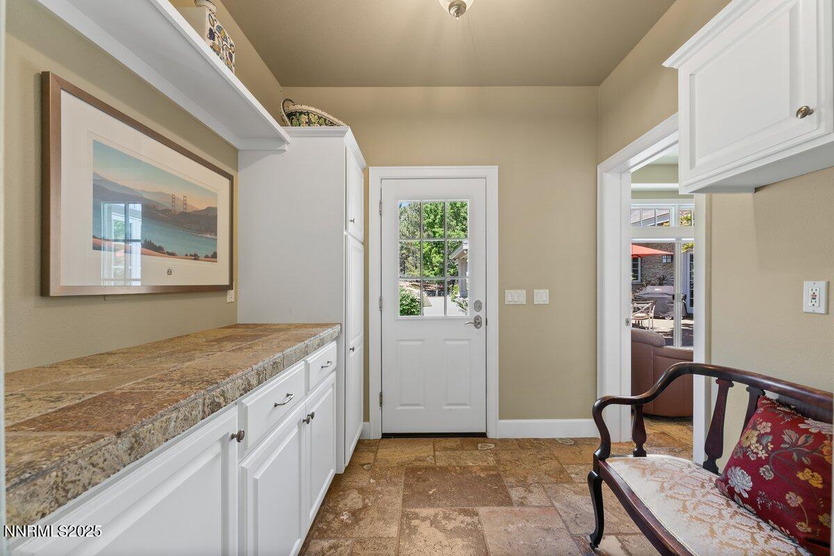 7123 Franktown Road