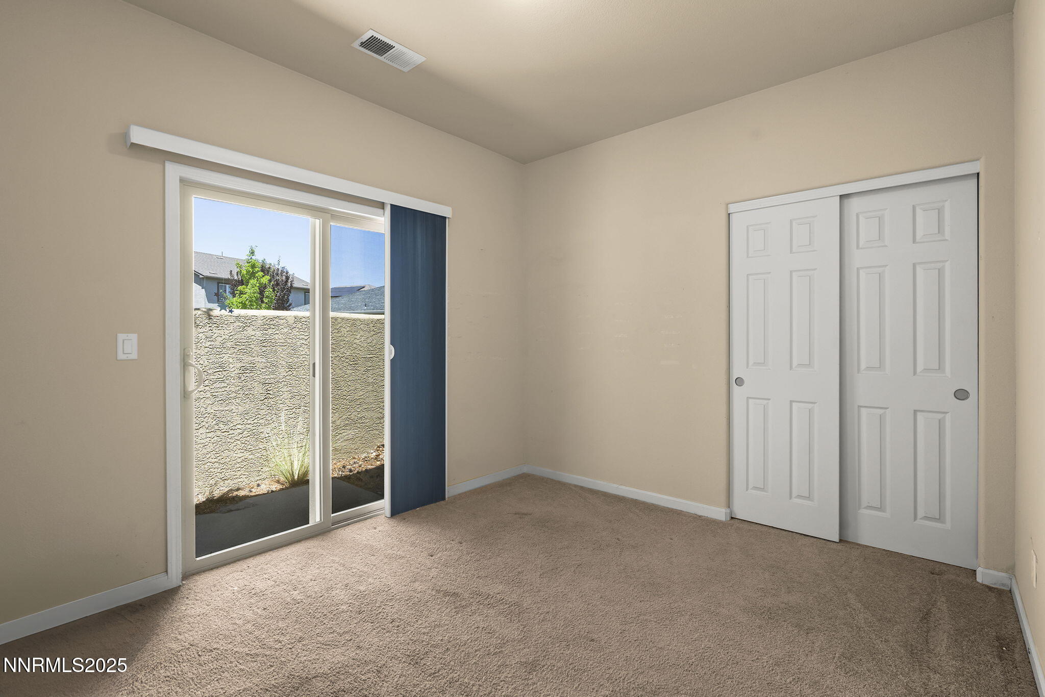1121 Drake Way